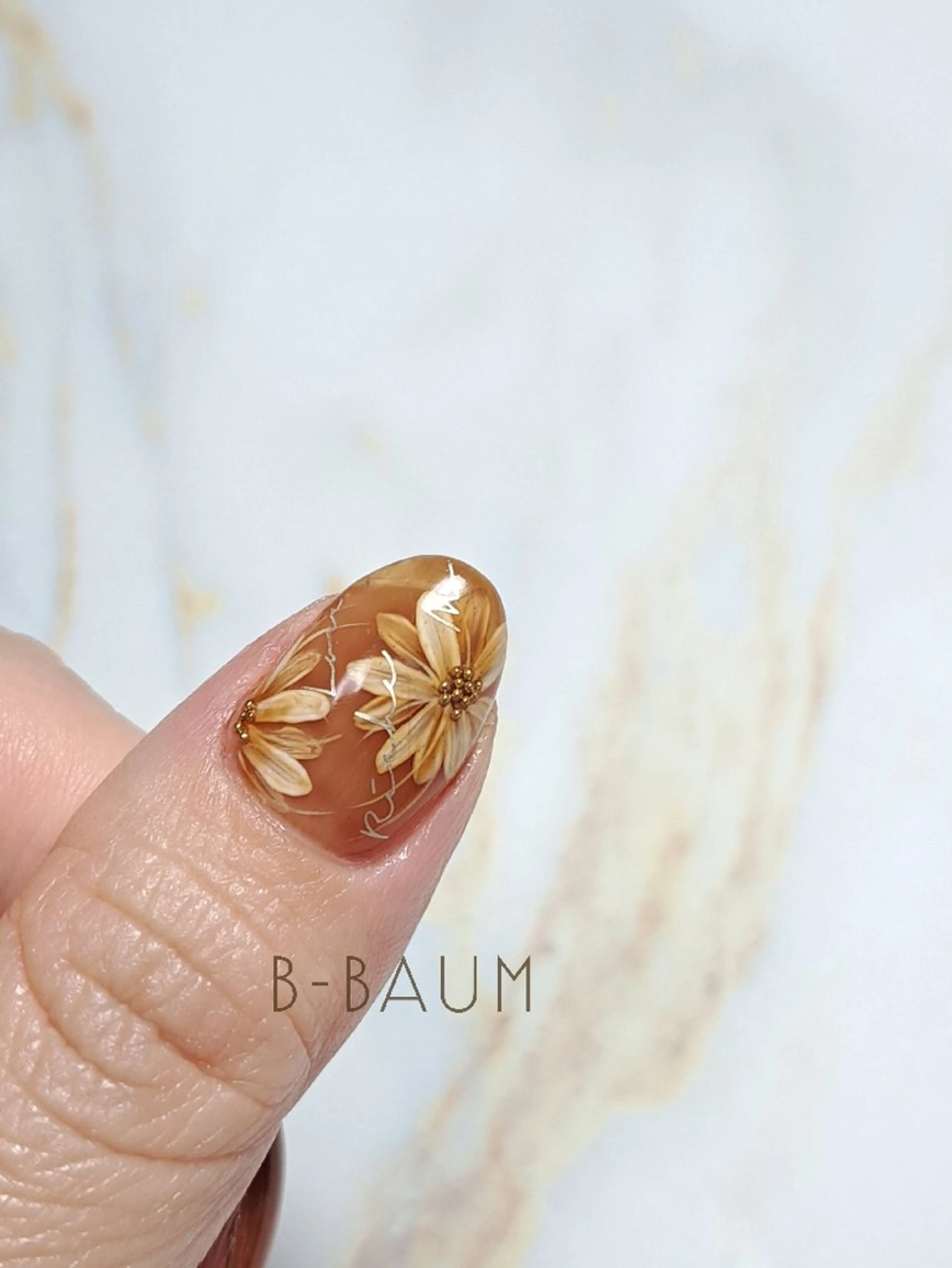 ネイル フラワーネイル B-BAUM  nailsalon のネイルデザイン