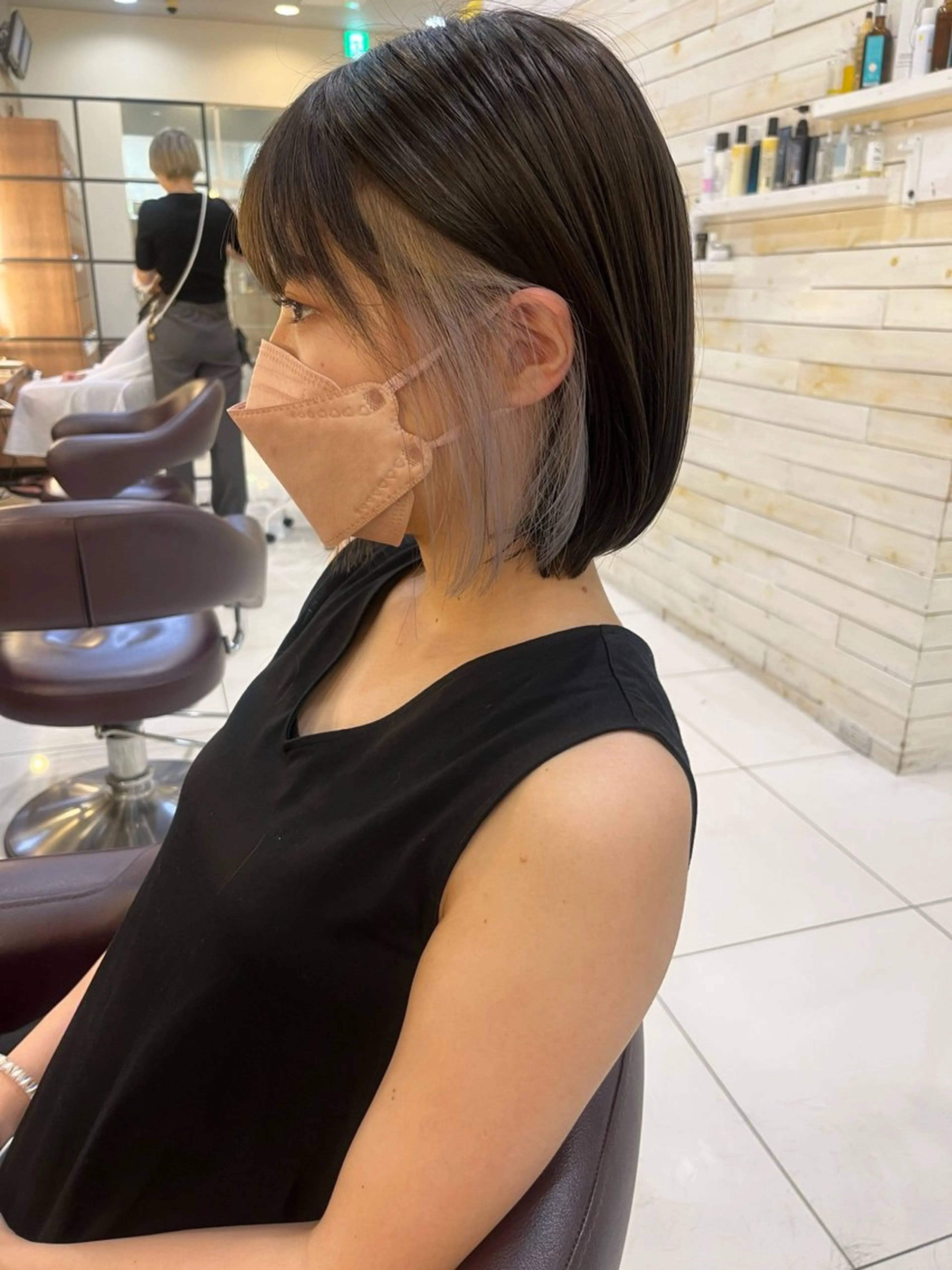 カラー イヤリングカラー Ancheri by flammeum戸塚店所属・ひな/ボブカット/ ブリーチなしWカラーのヘアスタイル