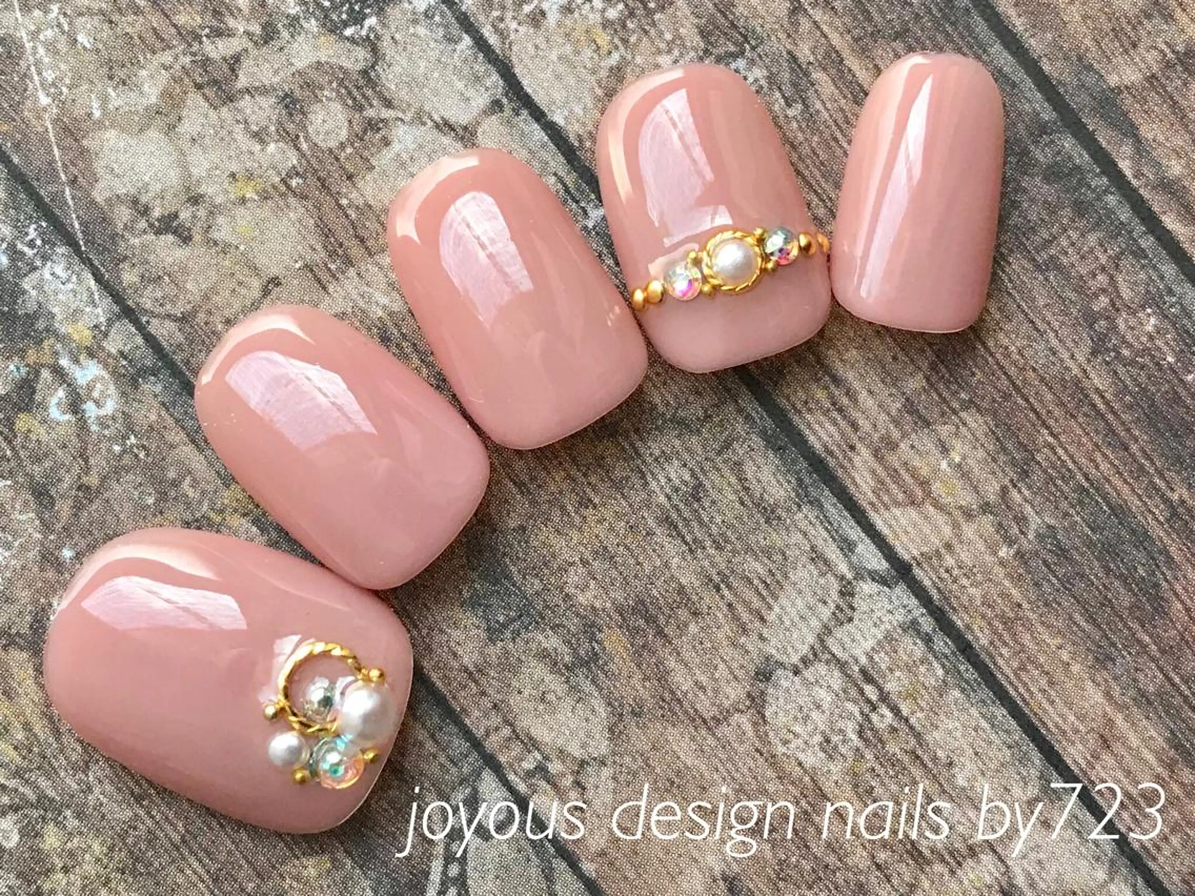 ネイル オフィスネイル ブライダルネイル jdn natsumiのネイルデザイン