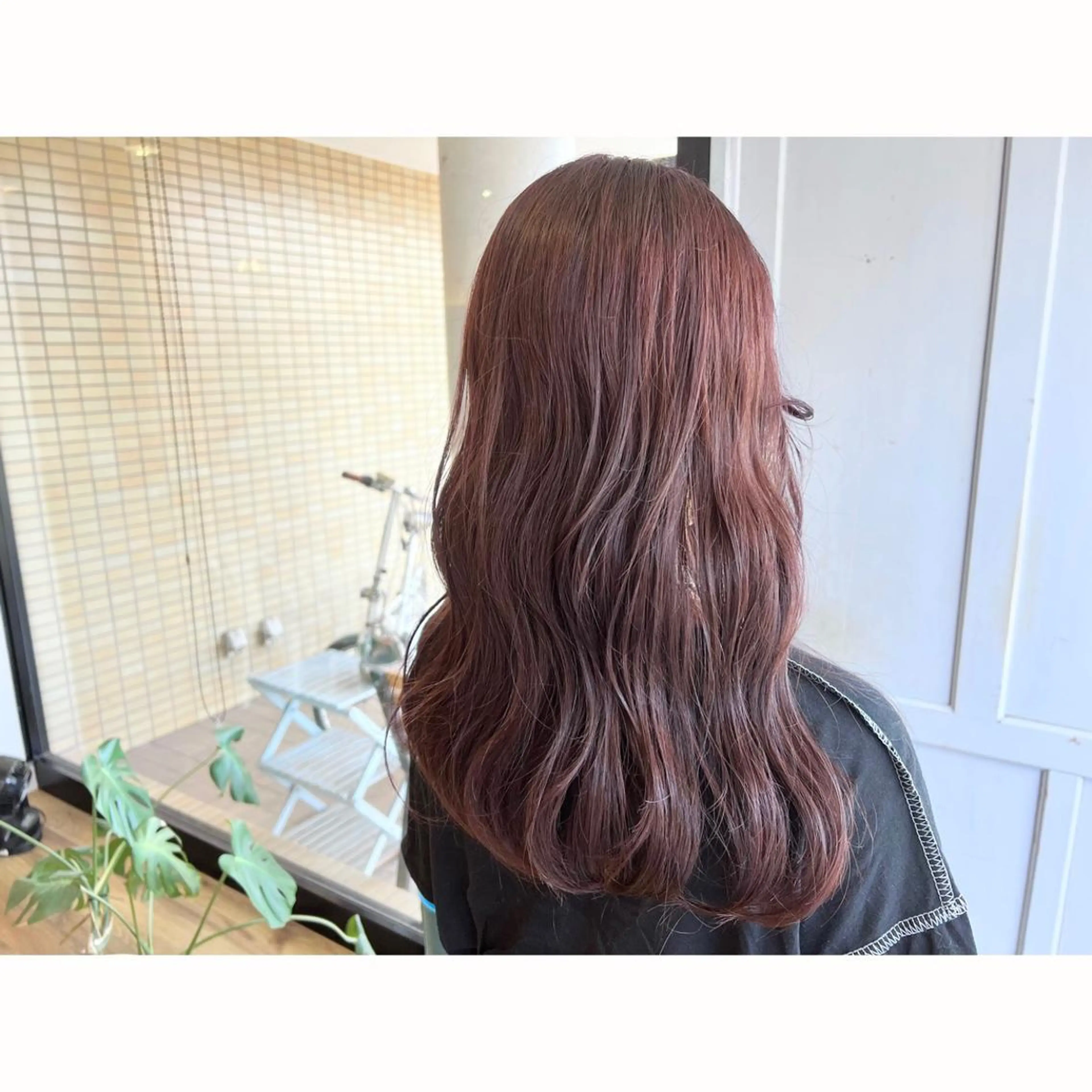 ロング カラー ピンクカラー バイオレットカラー ヘアカラー トリートメント ツキダテ ユイのヘアスタイル