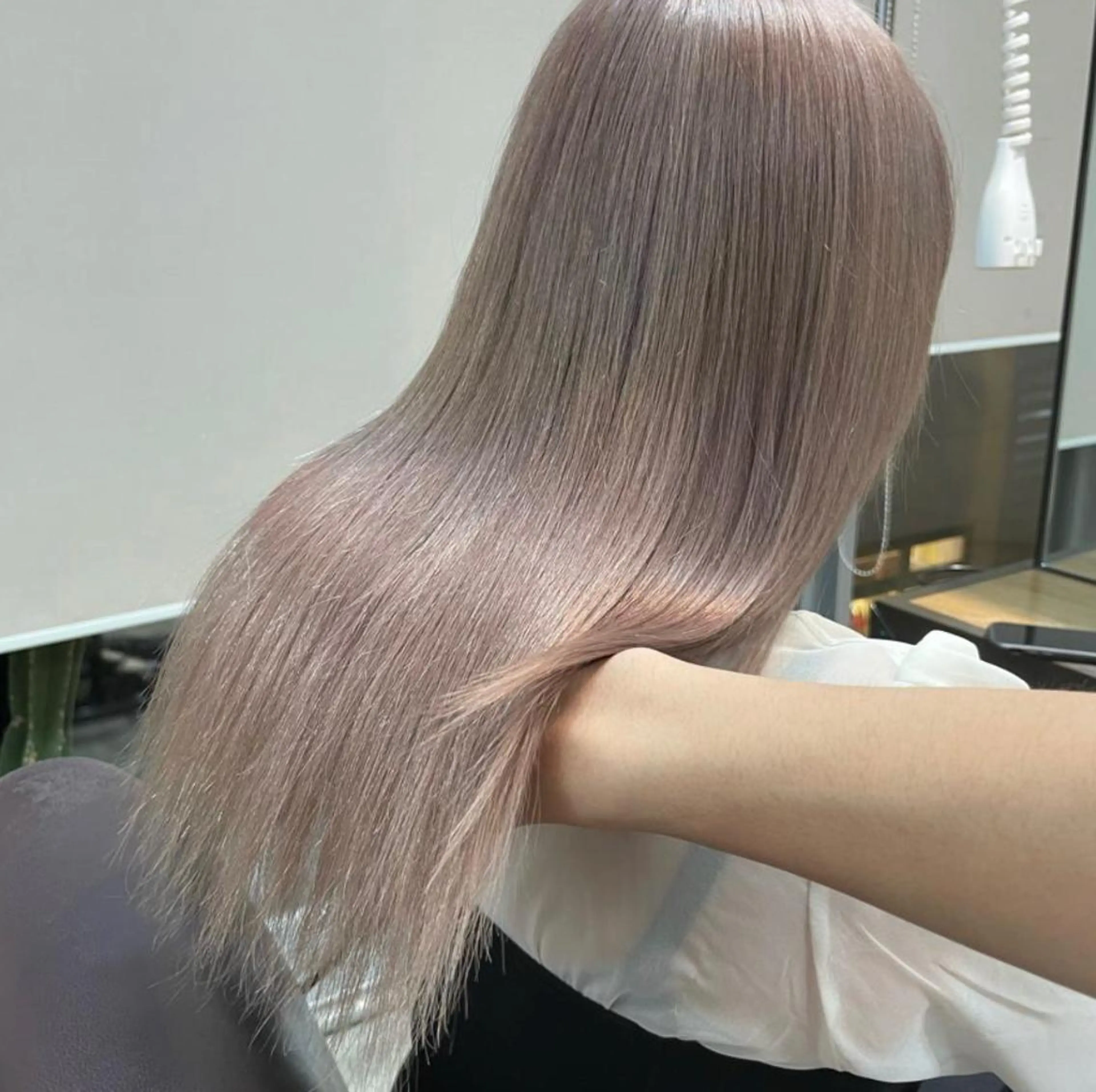 ロング カラー ヘアアレンジ カット ヘアカラー 🌹TikTok４万 ﾌｫﾛﾜｰ🌹AKIのヘアスタイル