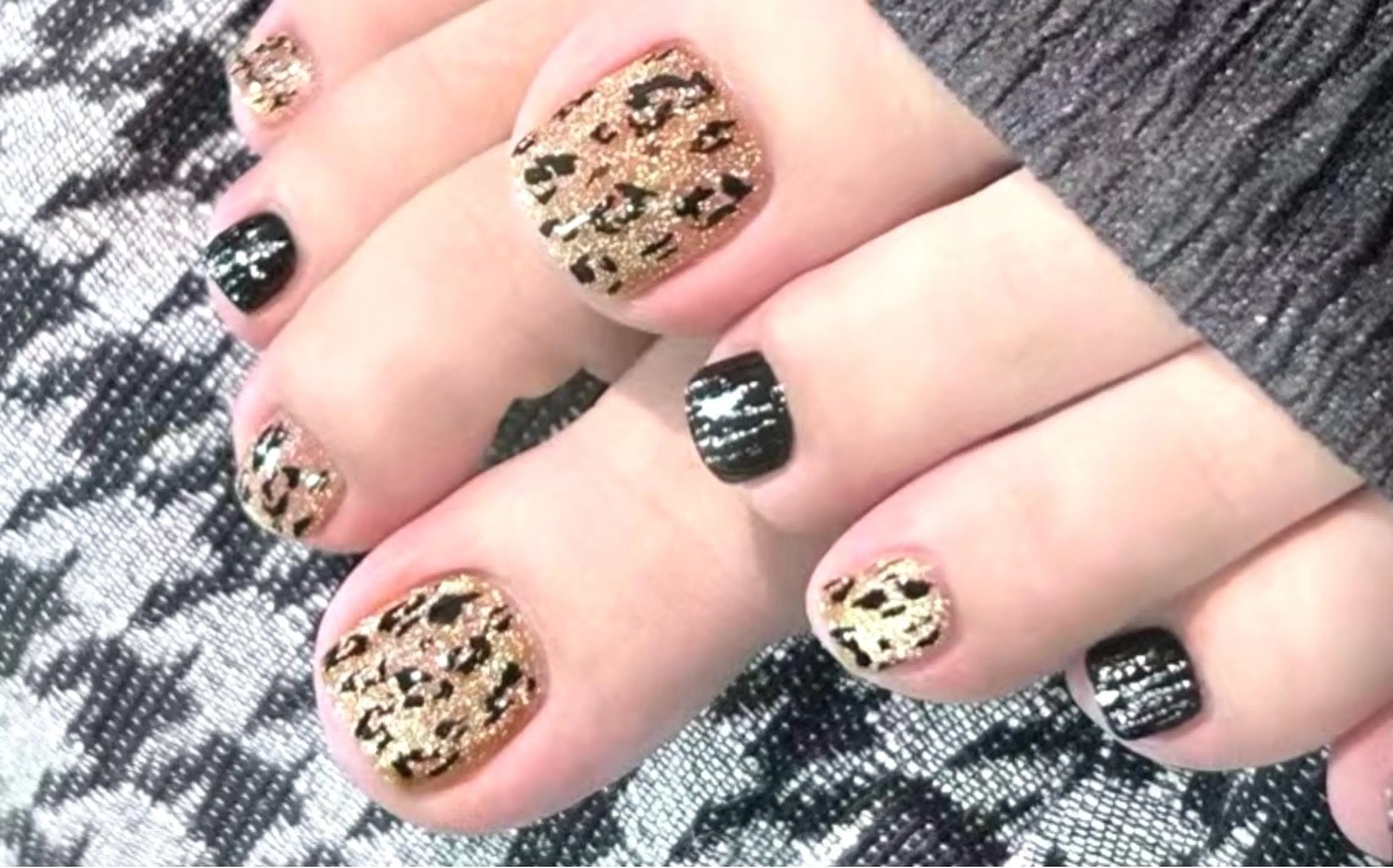 ネイル フットネイル S·K ネイルサロンのネイルデザイン