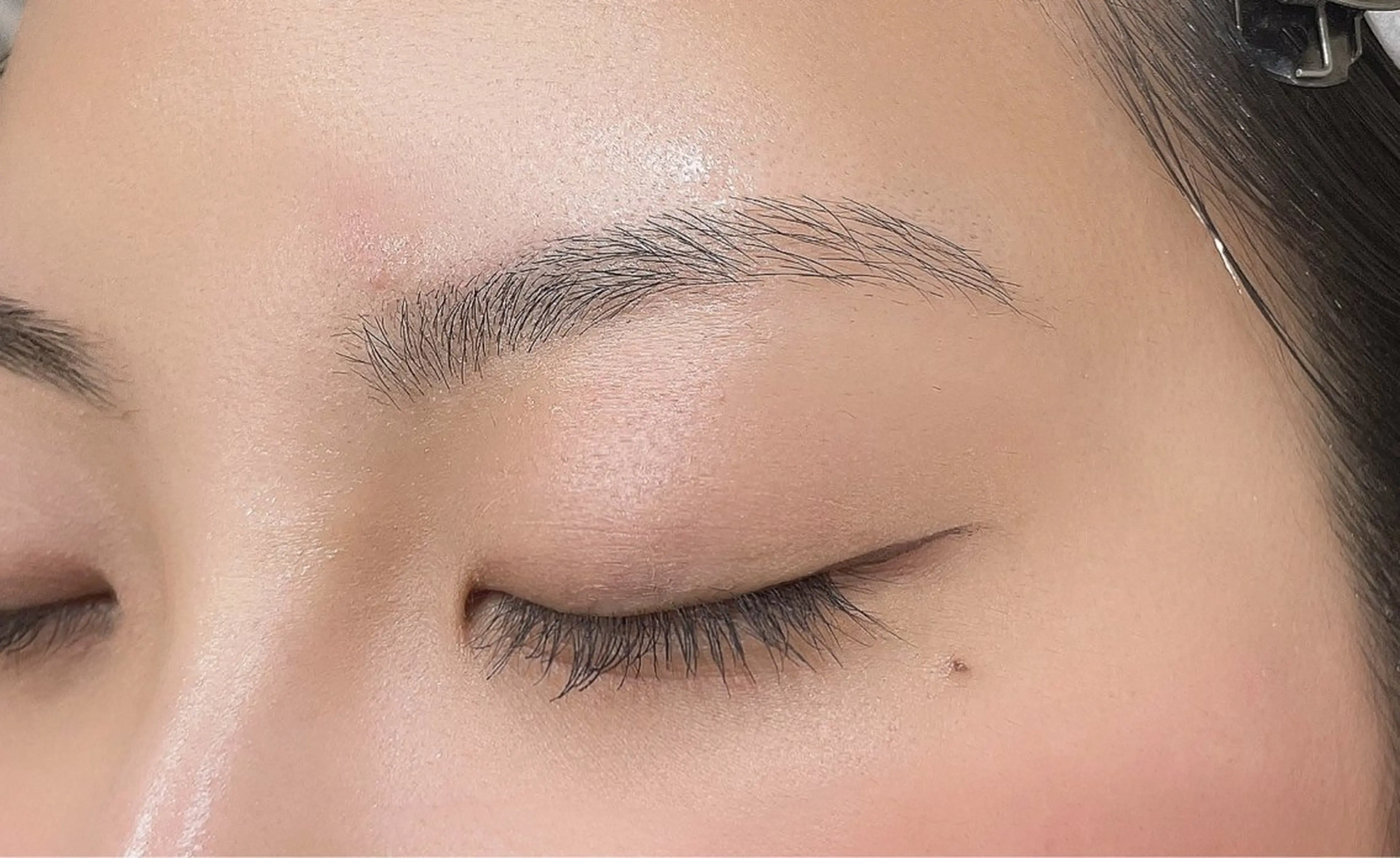 アイブロウ ワックス脱毛 眉カット その他(アイブロウ) une FEMINの眉毛・アイブロウイメージ