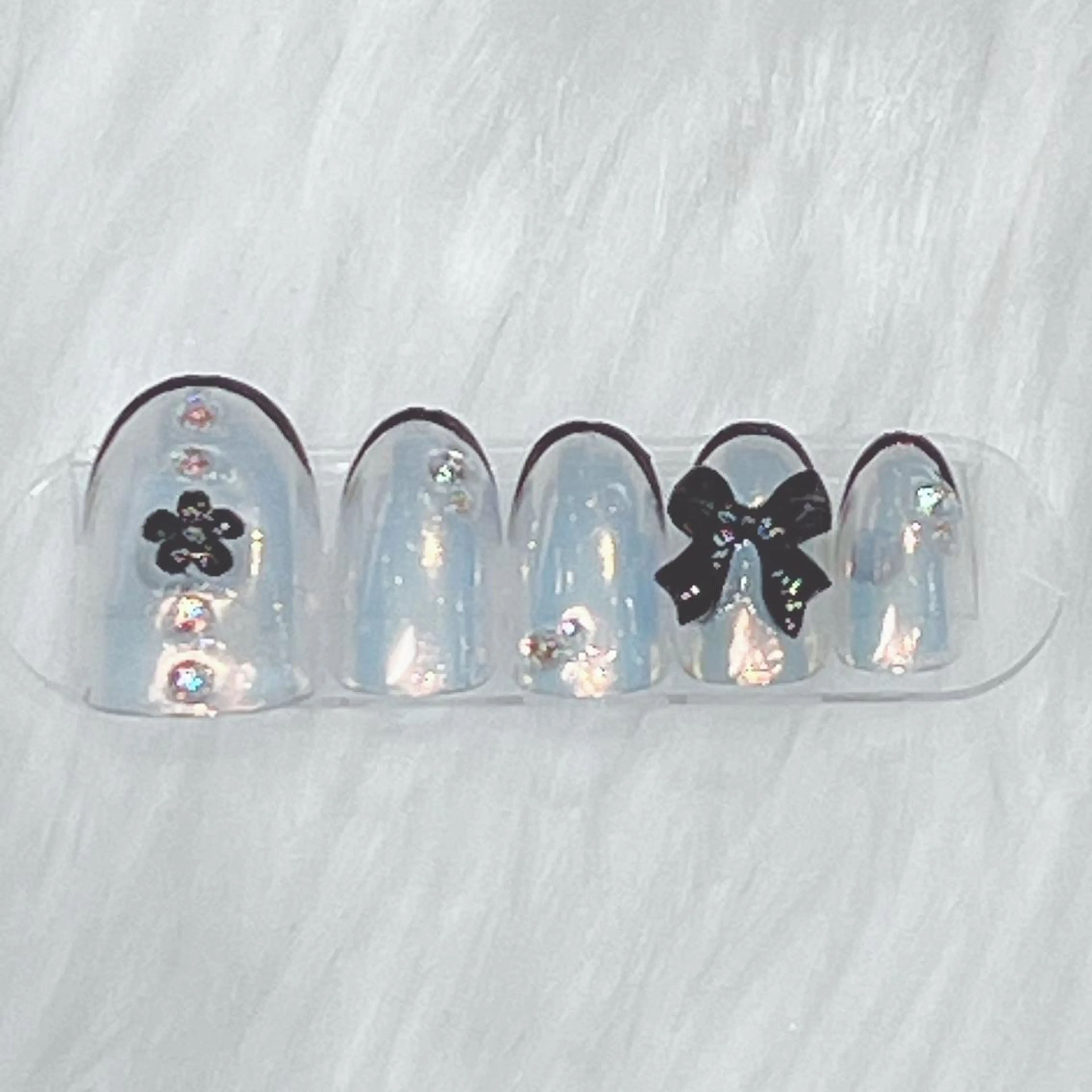 ネイル Tiary Nail Fのネイルデザイン
