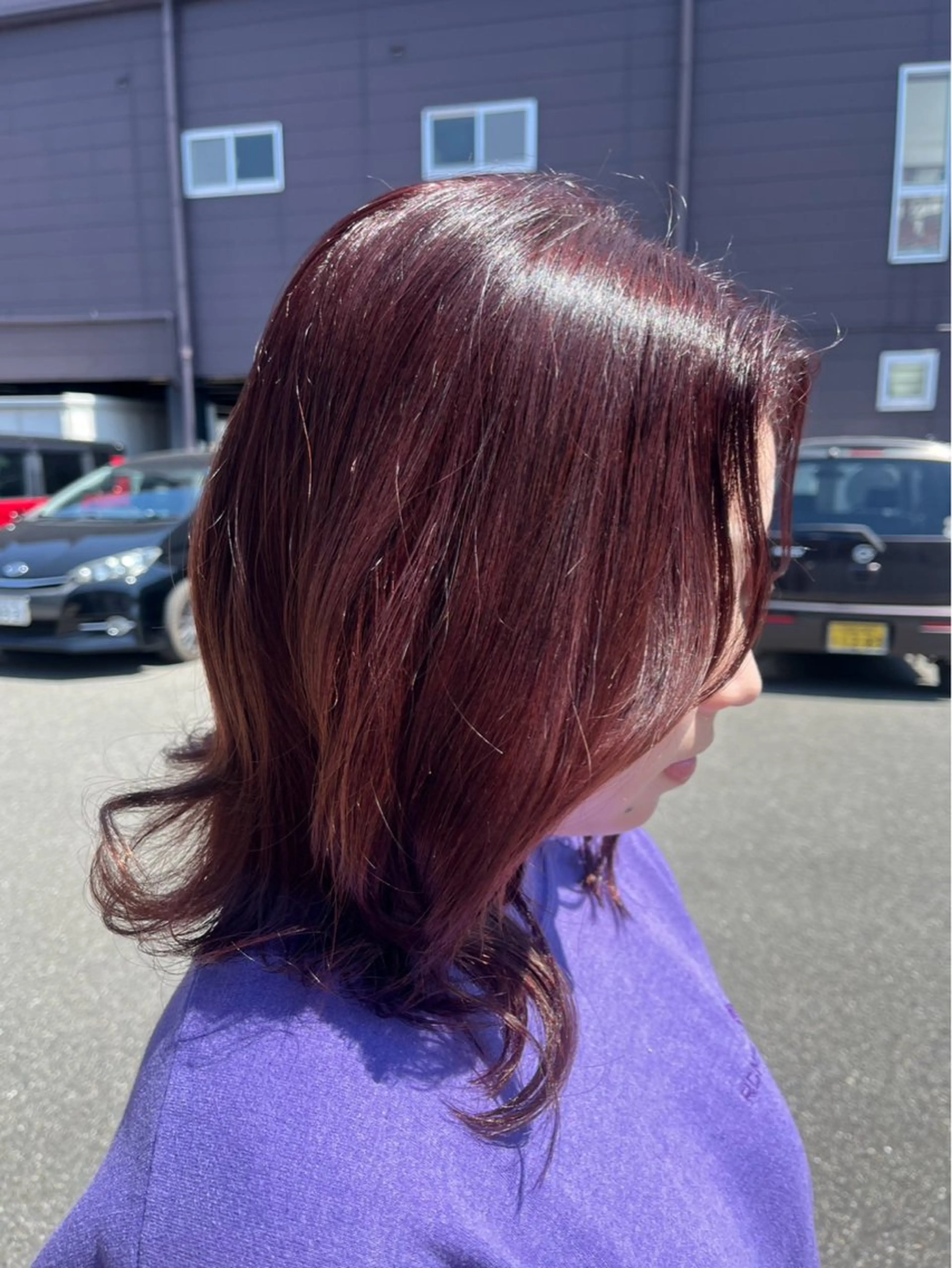 カラー ブリーチ ボルドーカラー ブラウンカラー 透明感カラー ブリーチなしカラー ヘアカラー トリートメント 佐野 悠のヘアスタイル