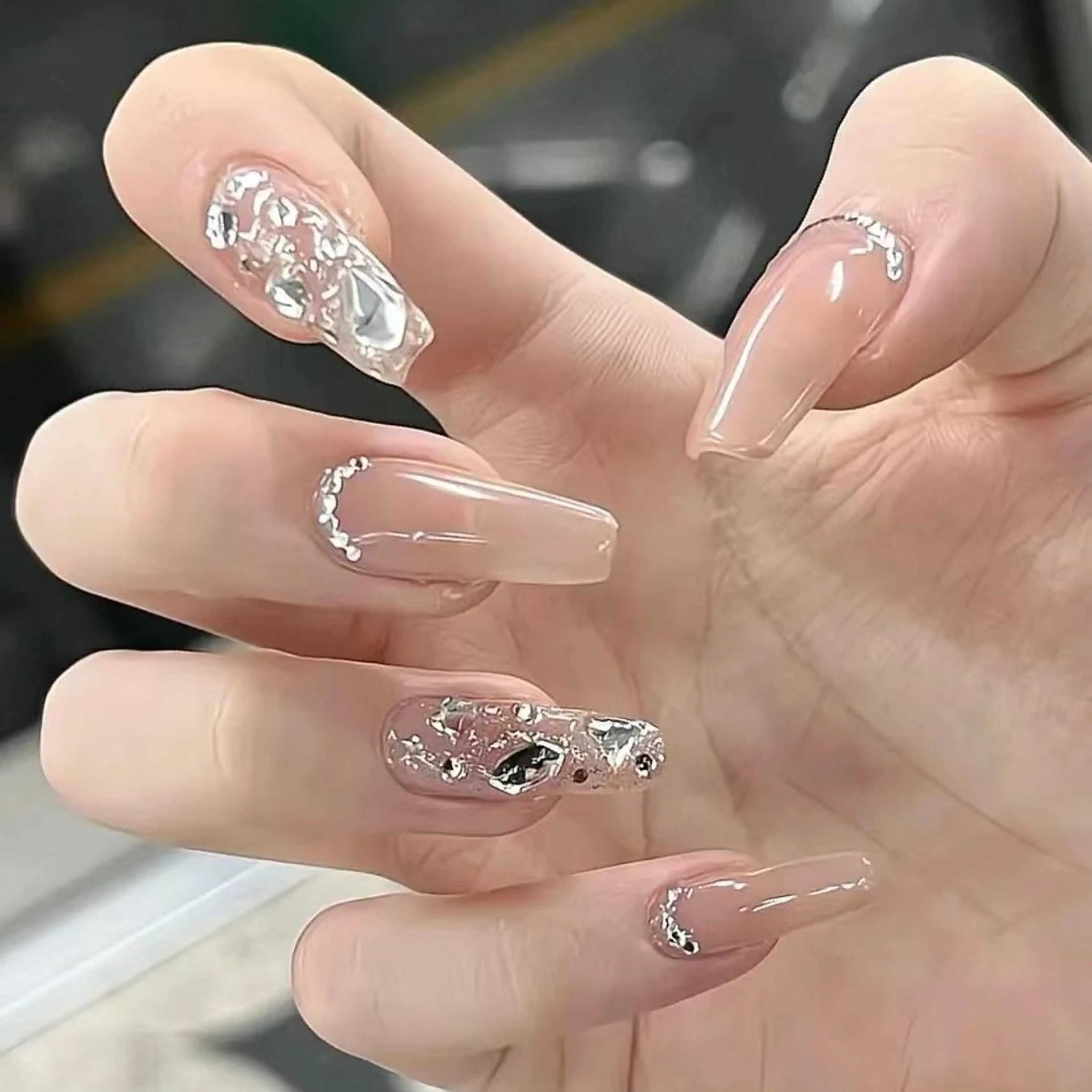 ネイル ネイリストゆか💅 長さだし、深爪矯正のネイルデザイン