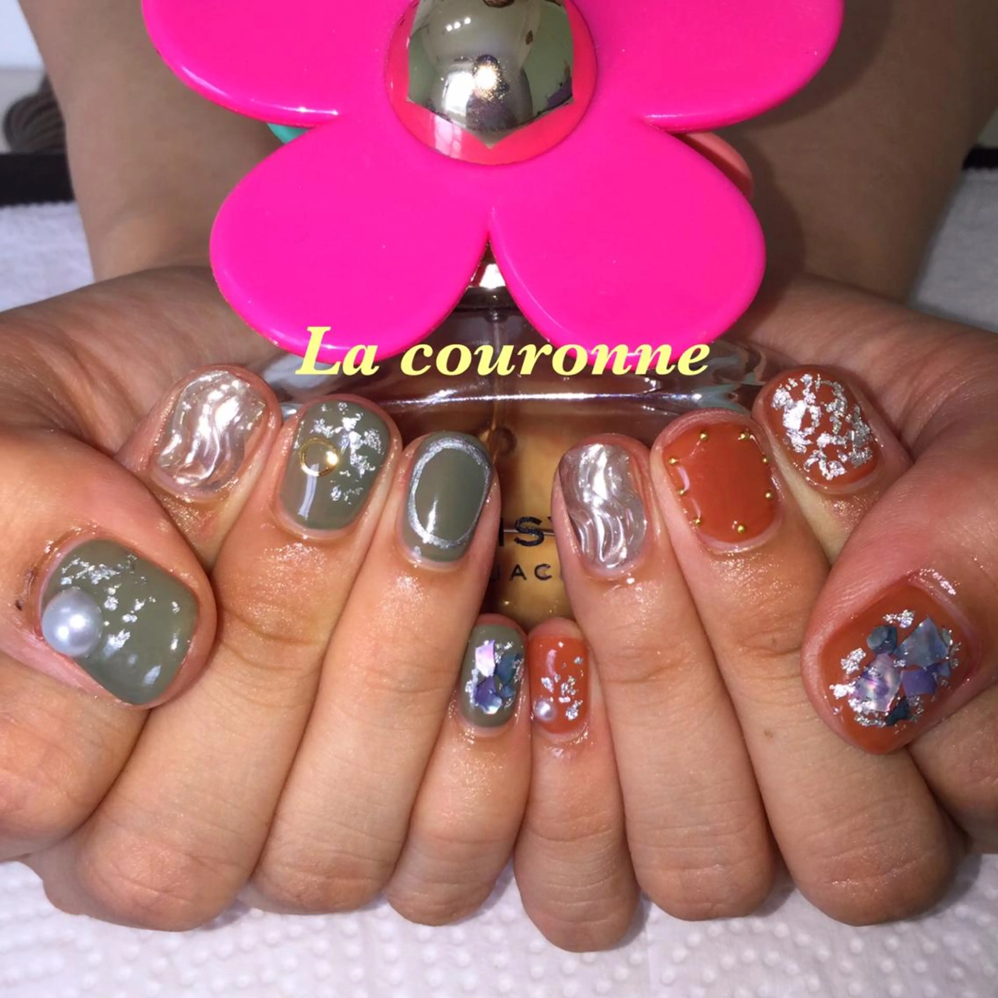 ネイル ハンドネイル Lacouronne NATSUMIのネイルデザイン