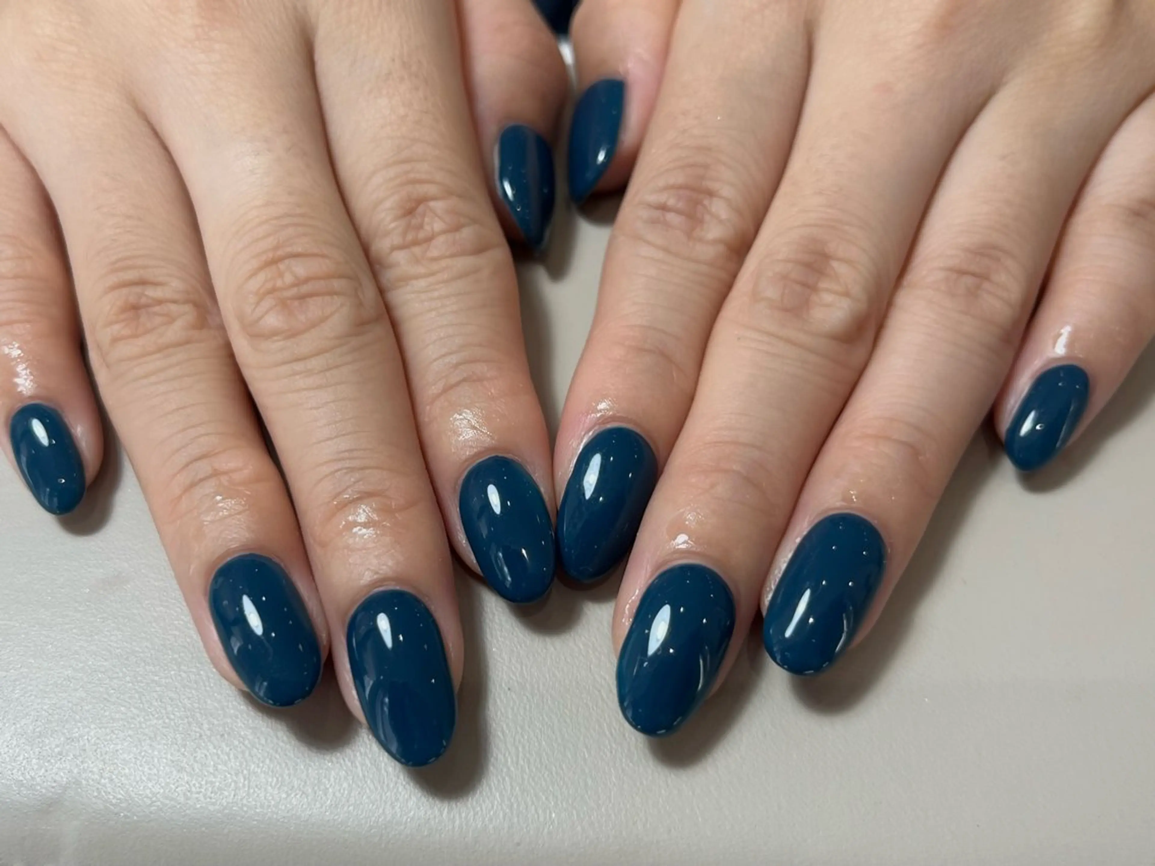 ネイル ネイビー ハンドネイル Yarm As Etelのネイルデザイン