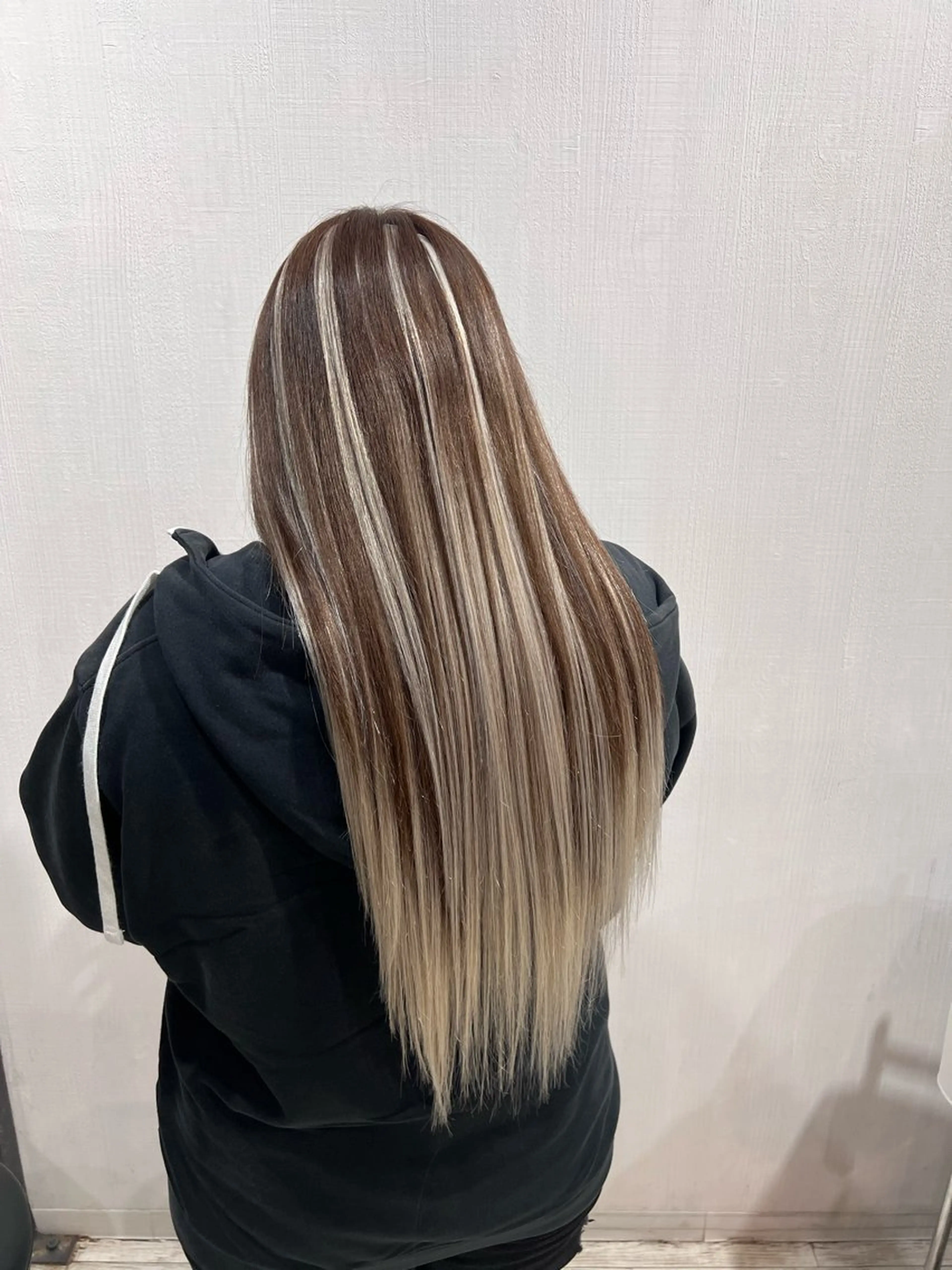 ミディアム 本田 歩のヘアスタイル