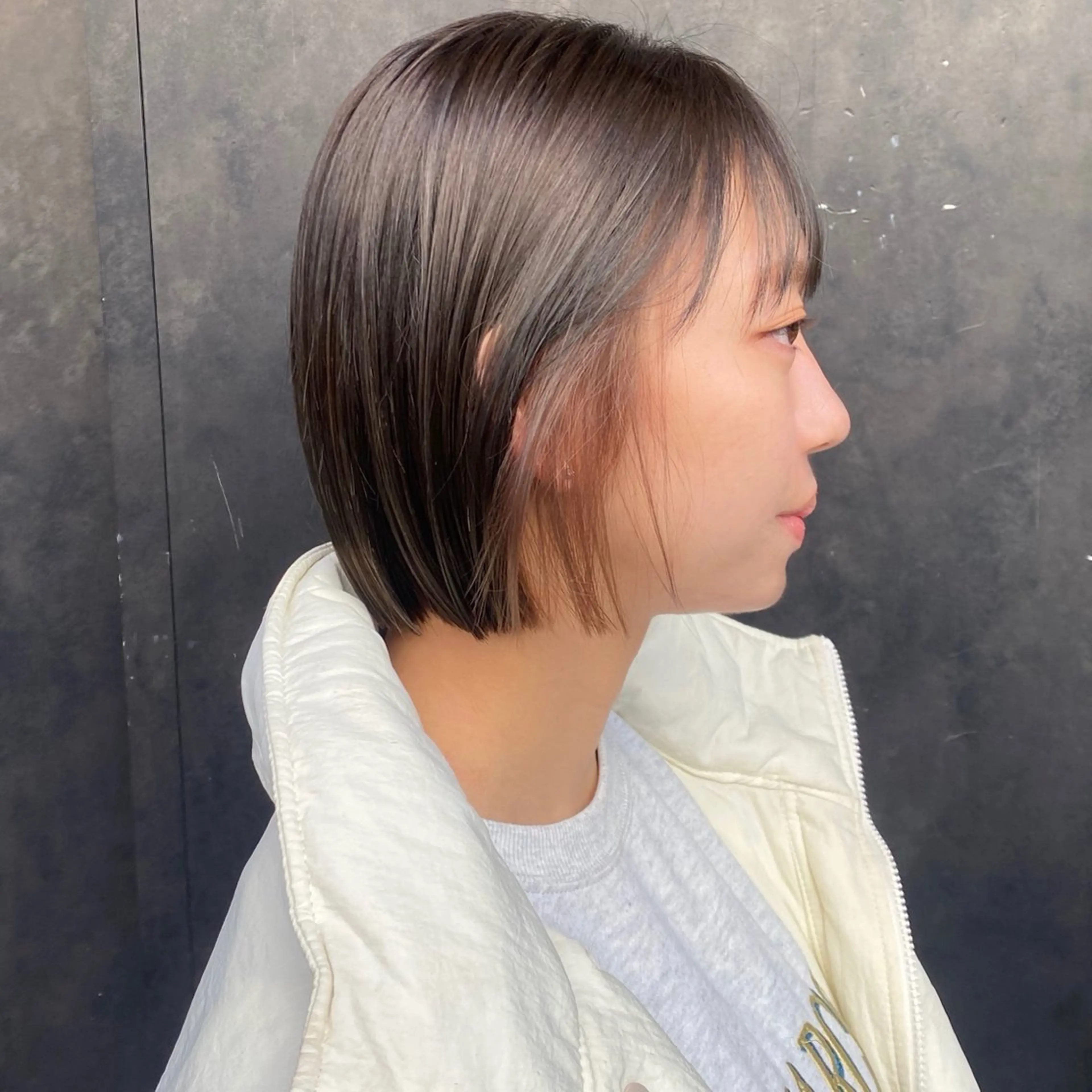 ミディアム カラー ベージュカラー 透明感カラー グレージュ インナーカラー ヘアカラー 比嘉 陽のヘアスタイル
