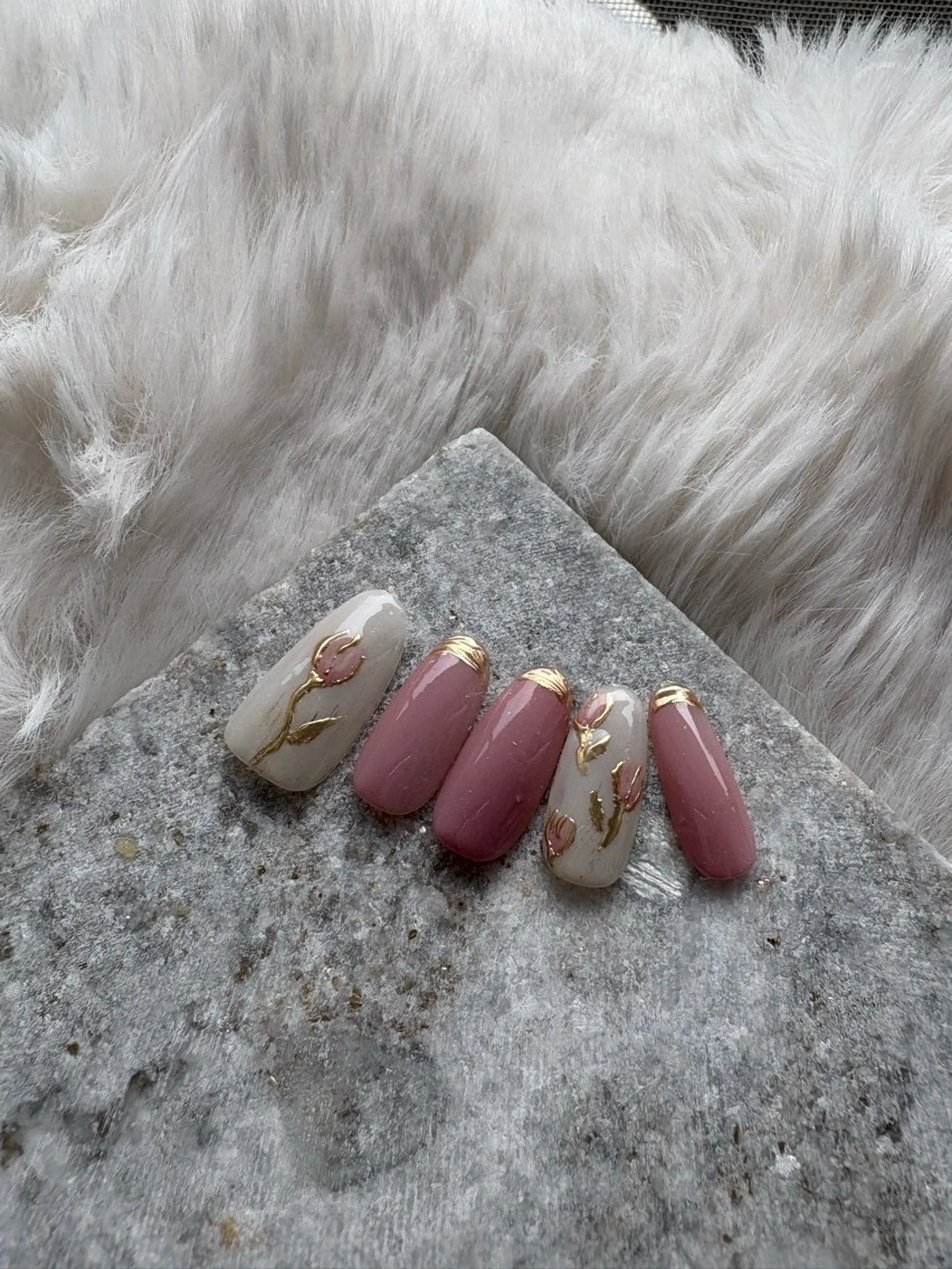 ネイル 黒須莉奈 IRYのネイルデザイン