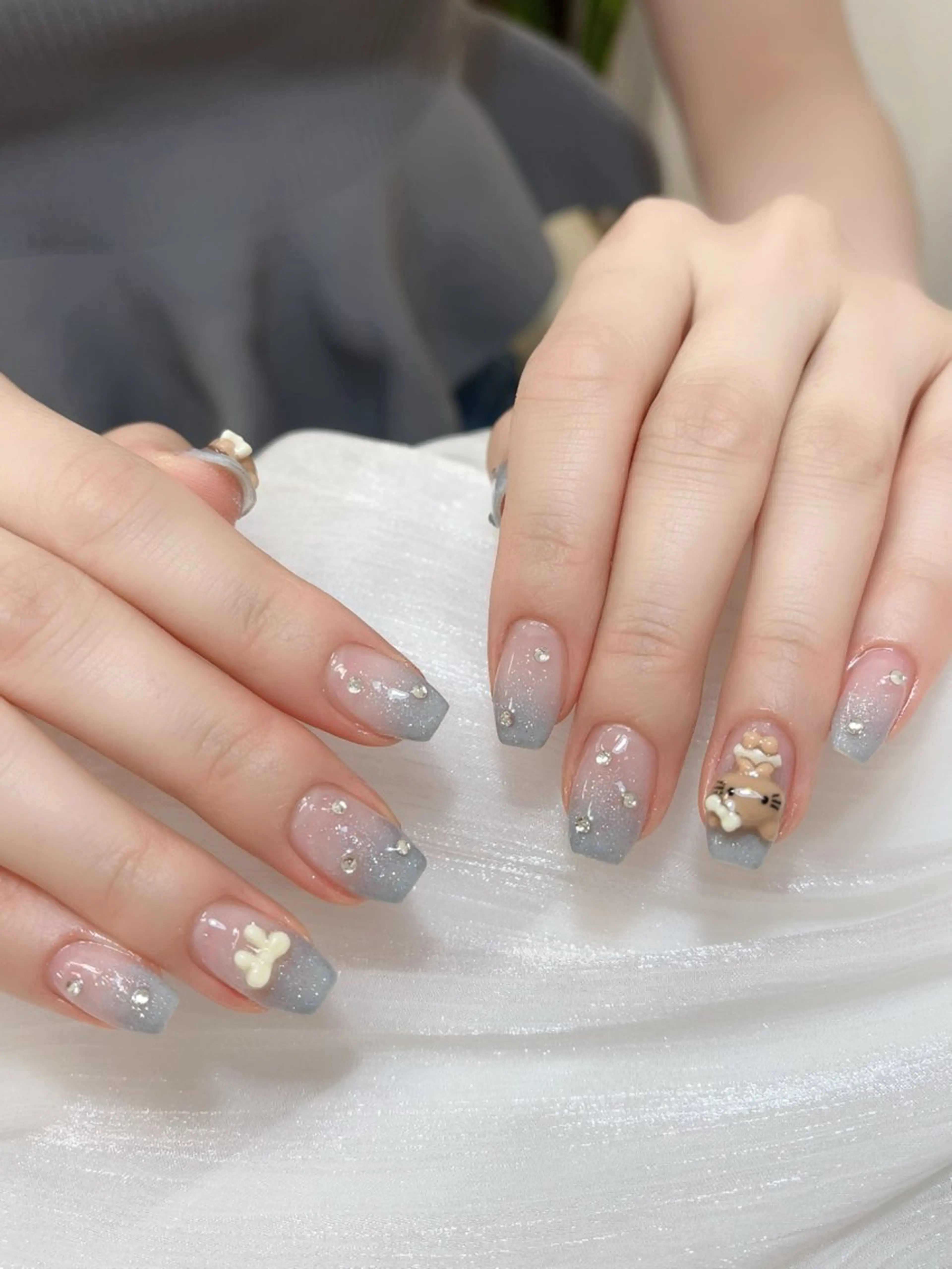 ネイル チークネイル フレンチネイル グラデーション キラキラネイル 韓国ネイル ハンドネイル DUO MI所属・DUO   MI nail salonのネイルデザイン