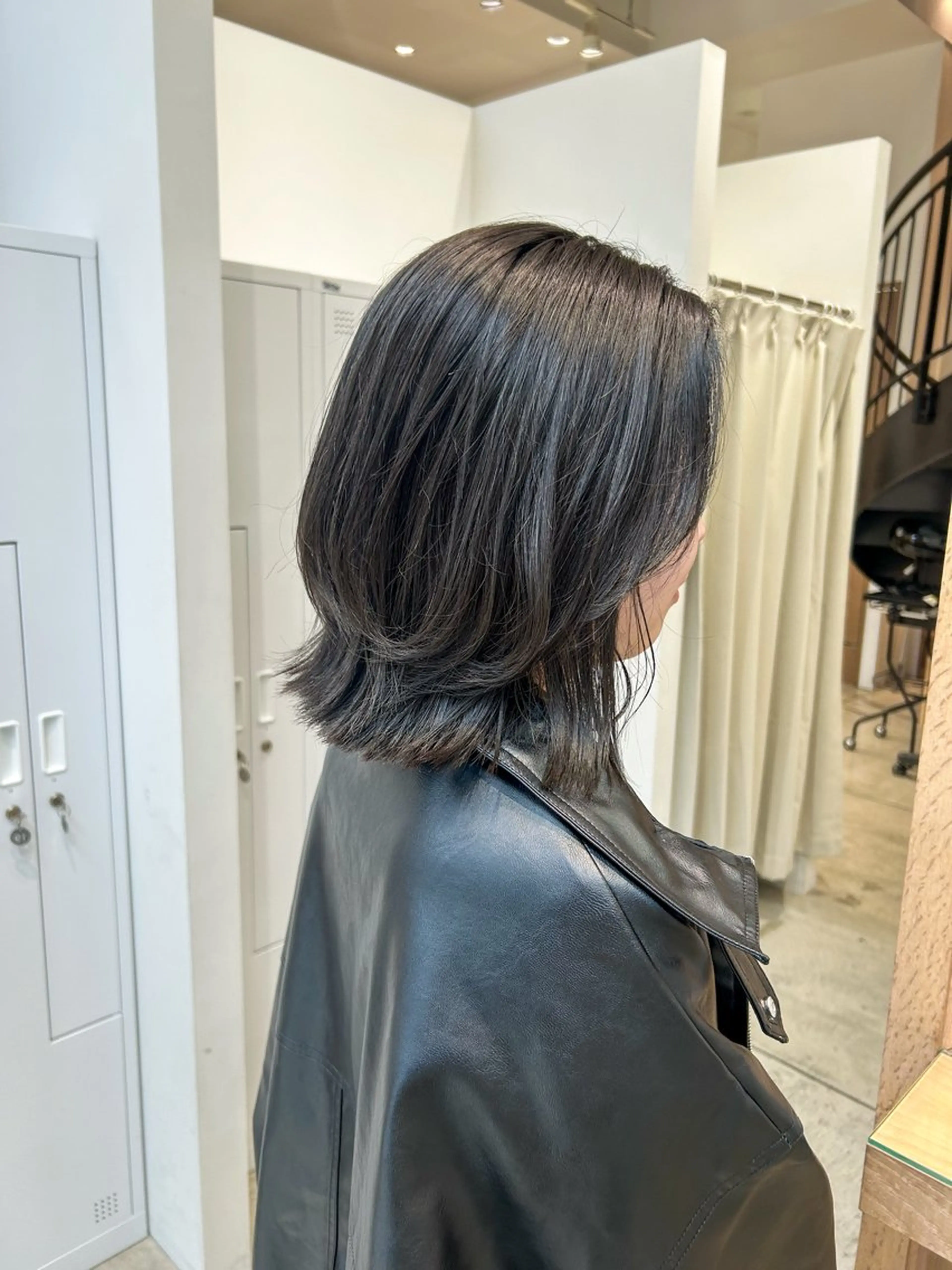 ミディアム カラー ヘアアレンジ カット ヘアカラー トリートメント yuka .のヘアスタイル