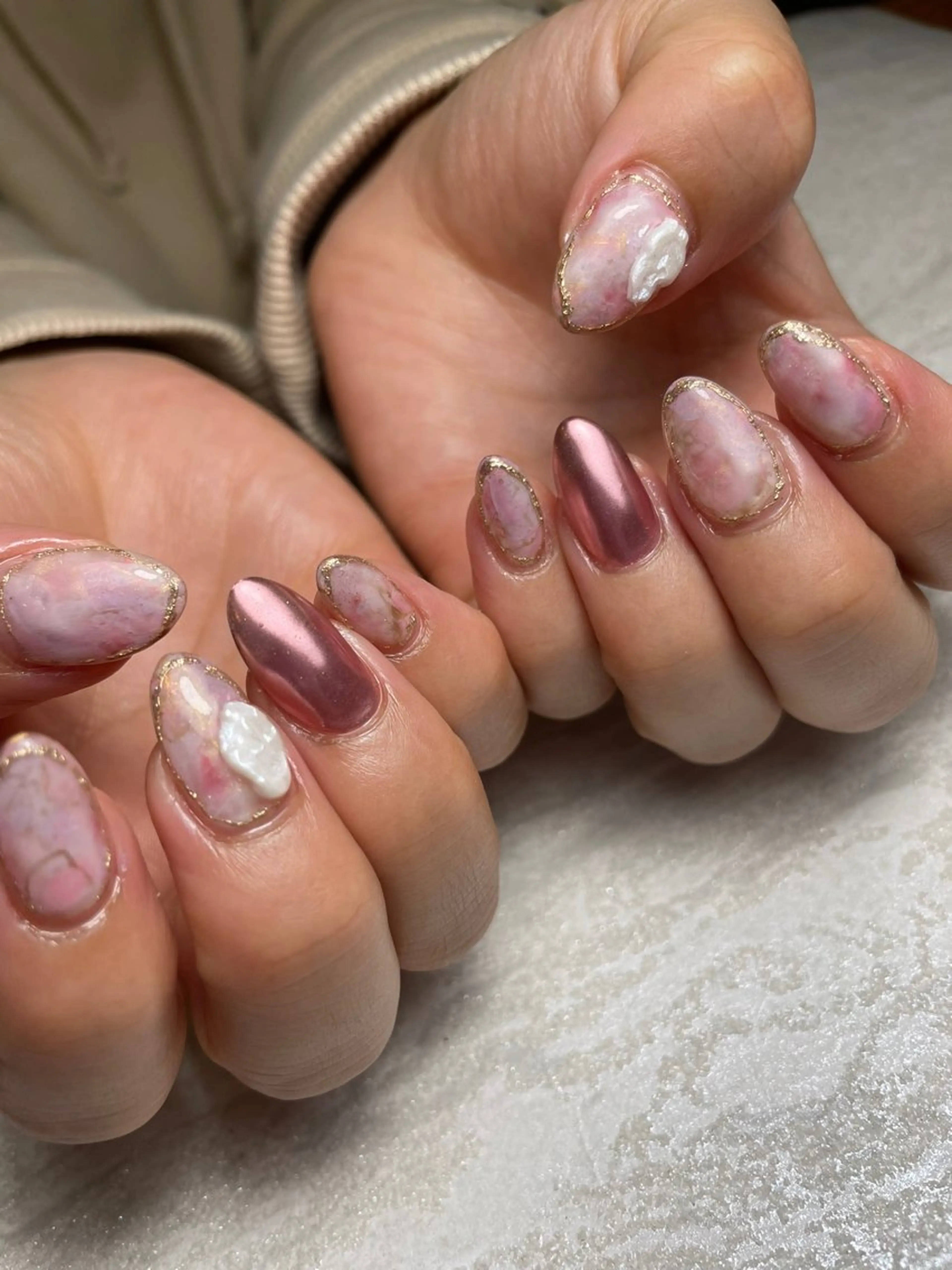 ネイル ニュアンスネイル G's  nail所属・漢方温活サロン ひだまり【本郷台】のエステ・リラクイメージ