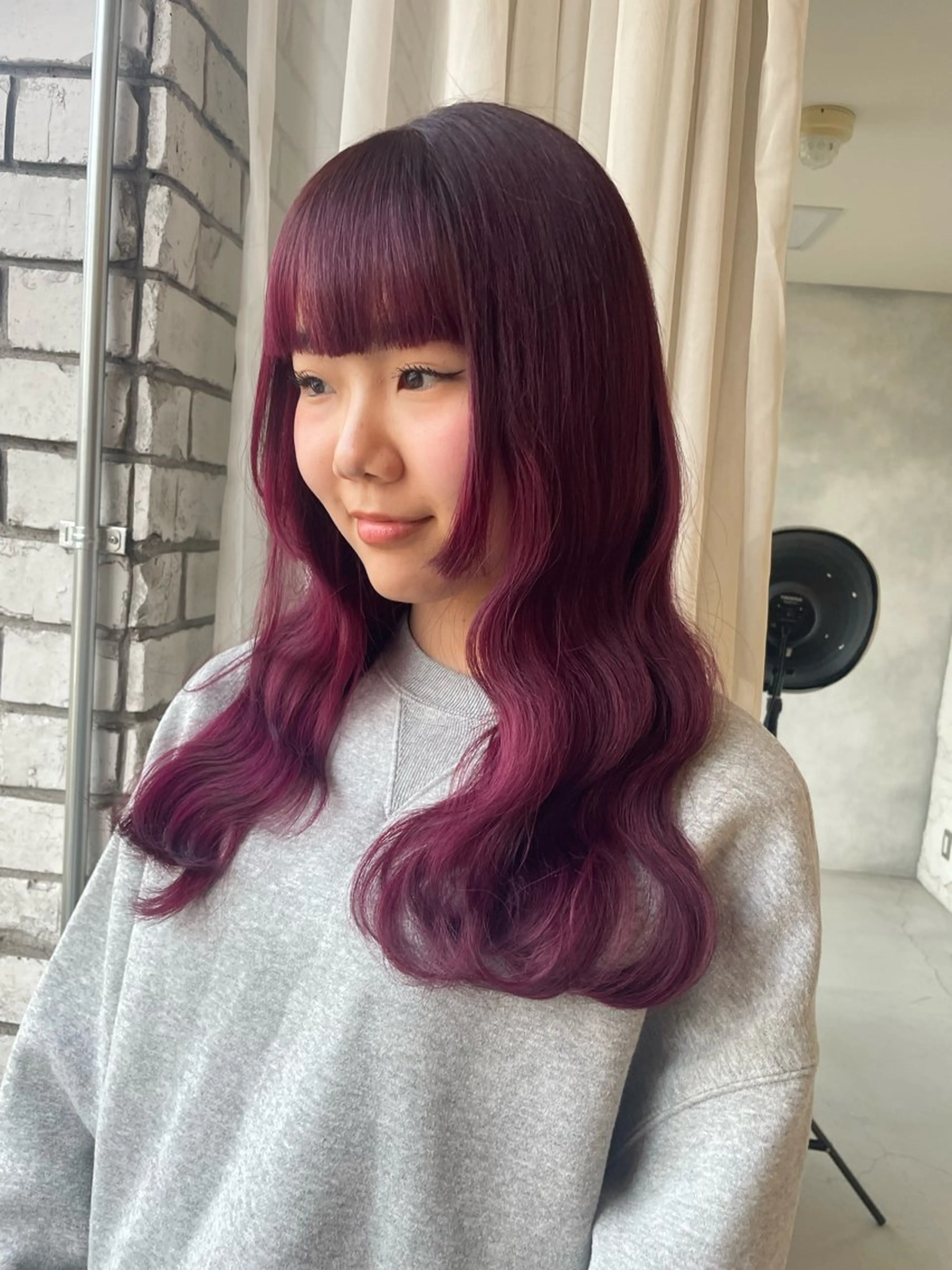 ロング カラー LUNTY NAMBA所属・艶ハイトーン👑♡ NATSUKIのヘアスタイル