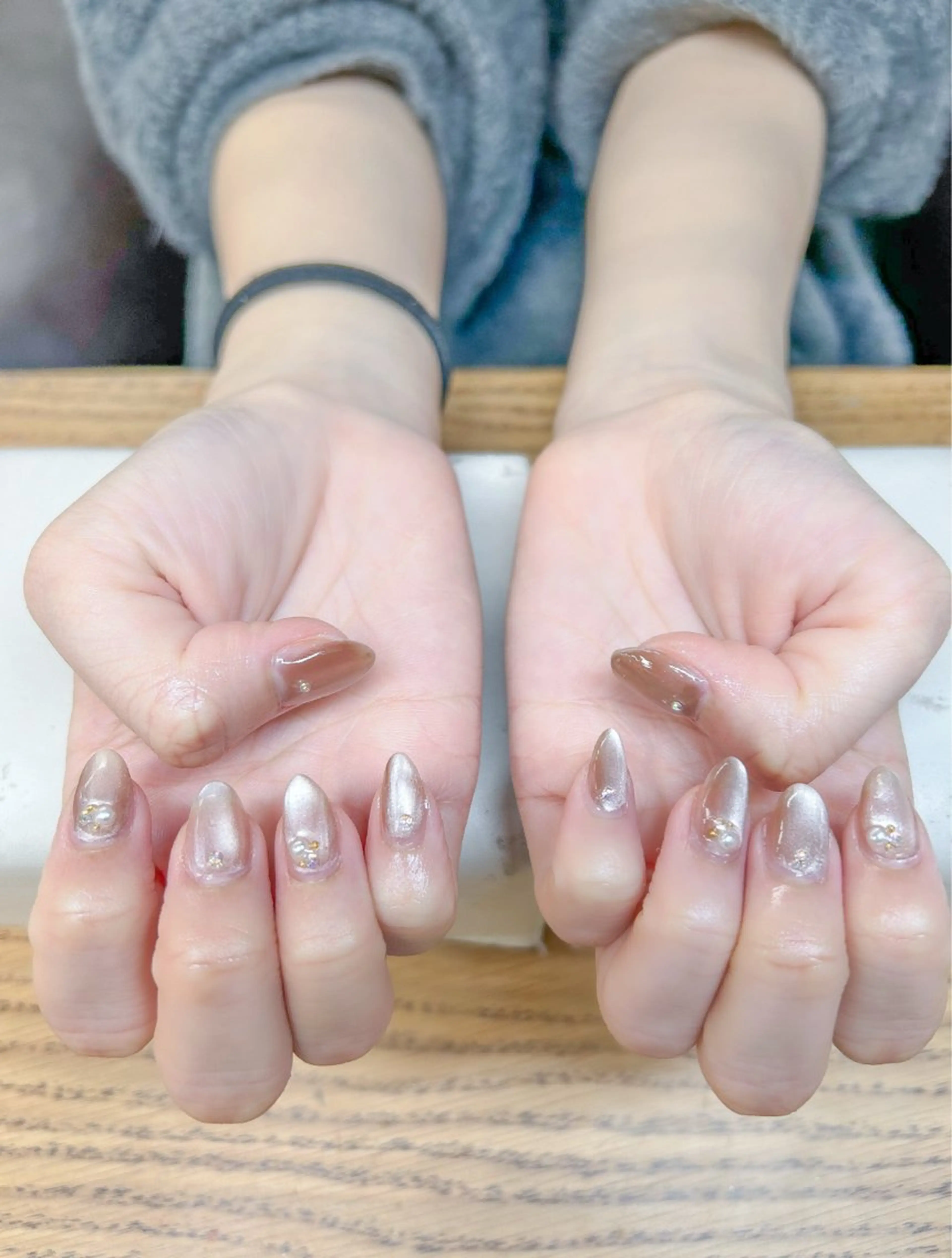 ネイル ネイルサロンエーナイン札幌大通本店所属・宇野 舞美のネイルデザイン