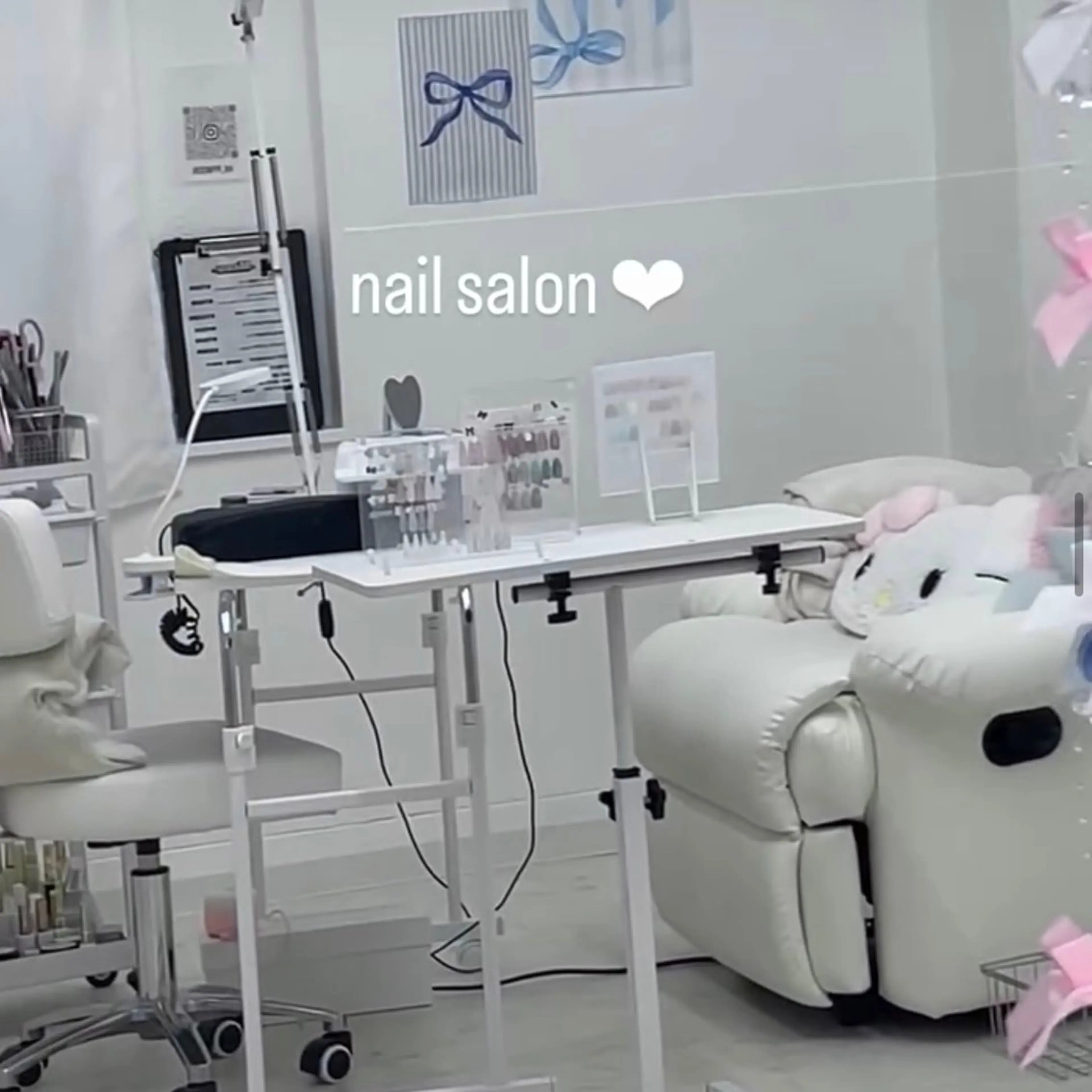 ネイル moon nail hikariのネイルデザイン