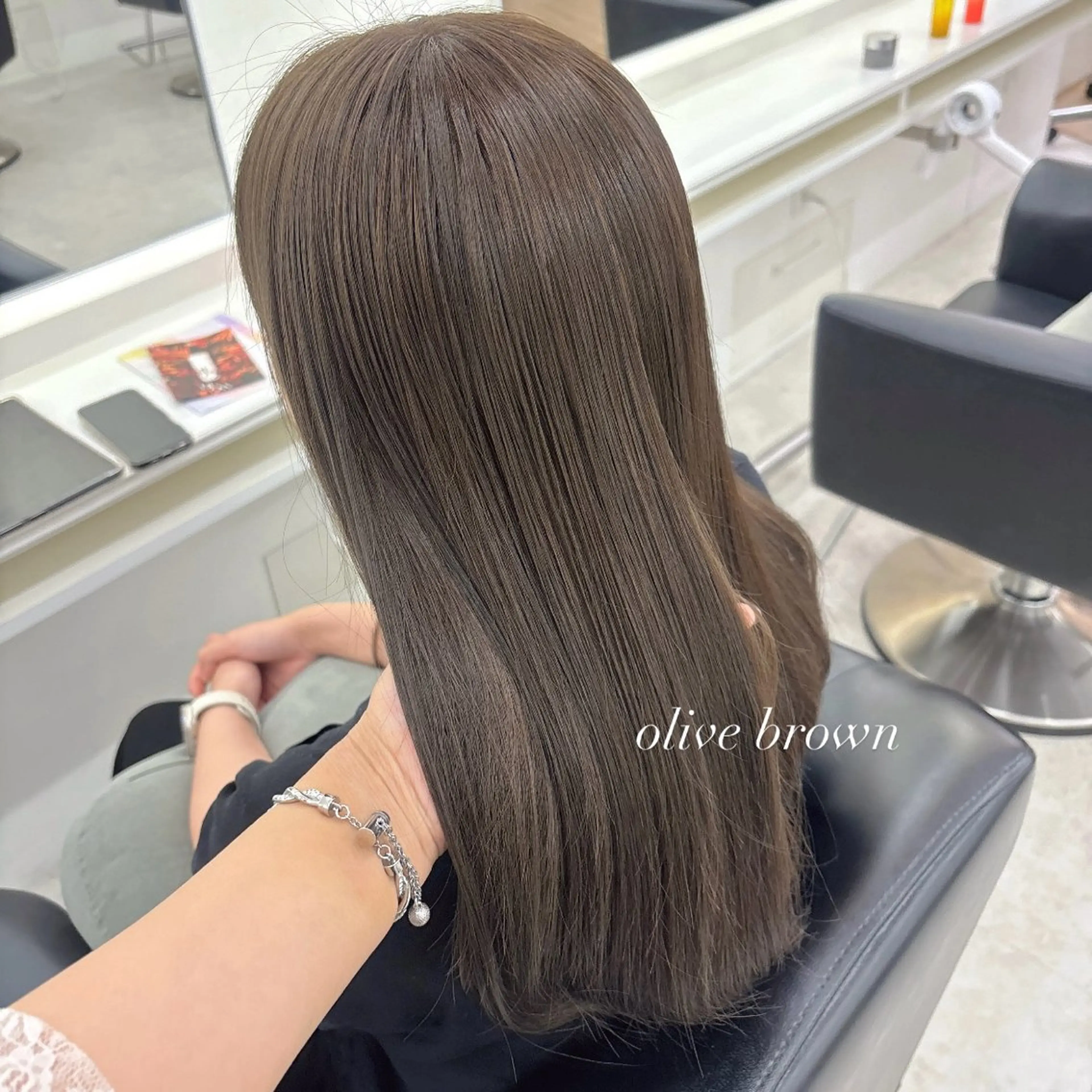 ロング カット ヘアカラー Parve Mix / 根本 梨湖🫧のヘアスタイル