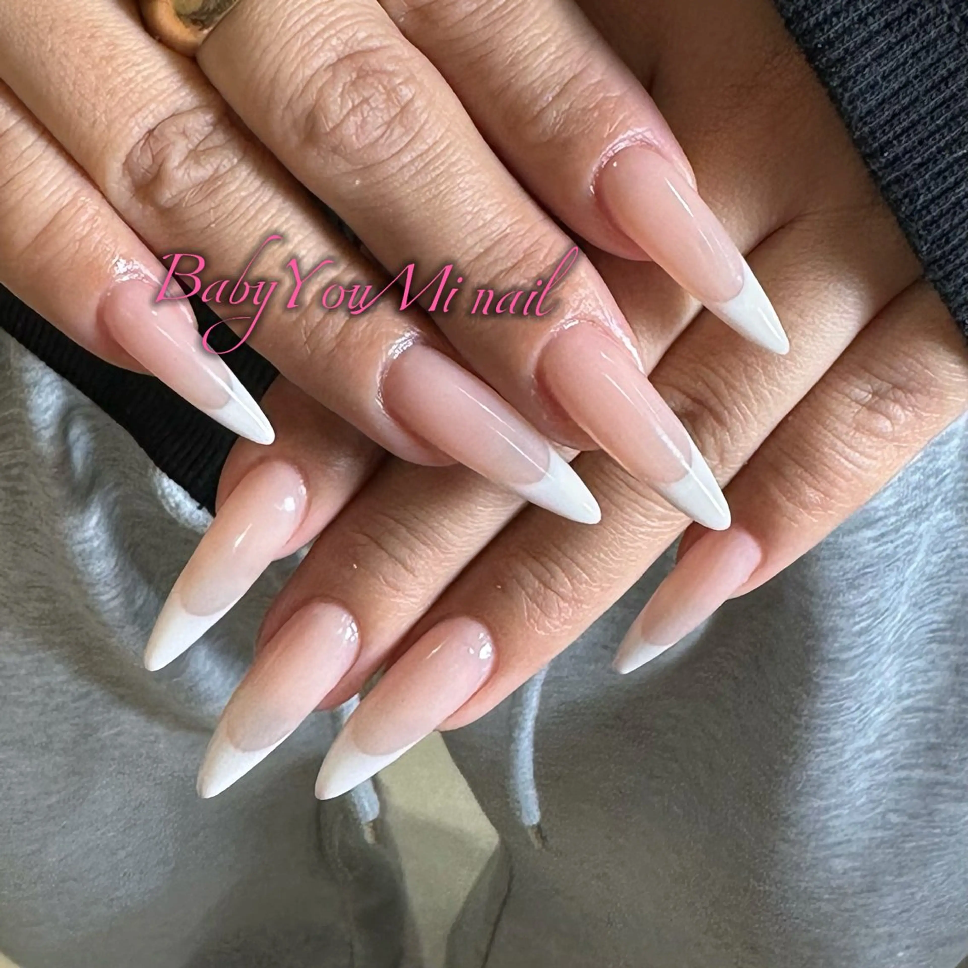 ネイル オーロラネイル 成人式 フットネイル フレンチネイル ジェルネイル ハンドネイル Oomiya 服部のネイルデザイン