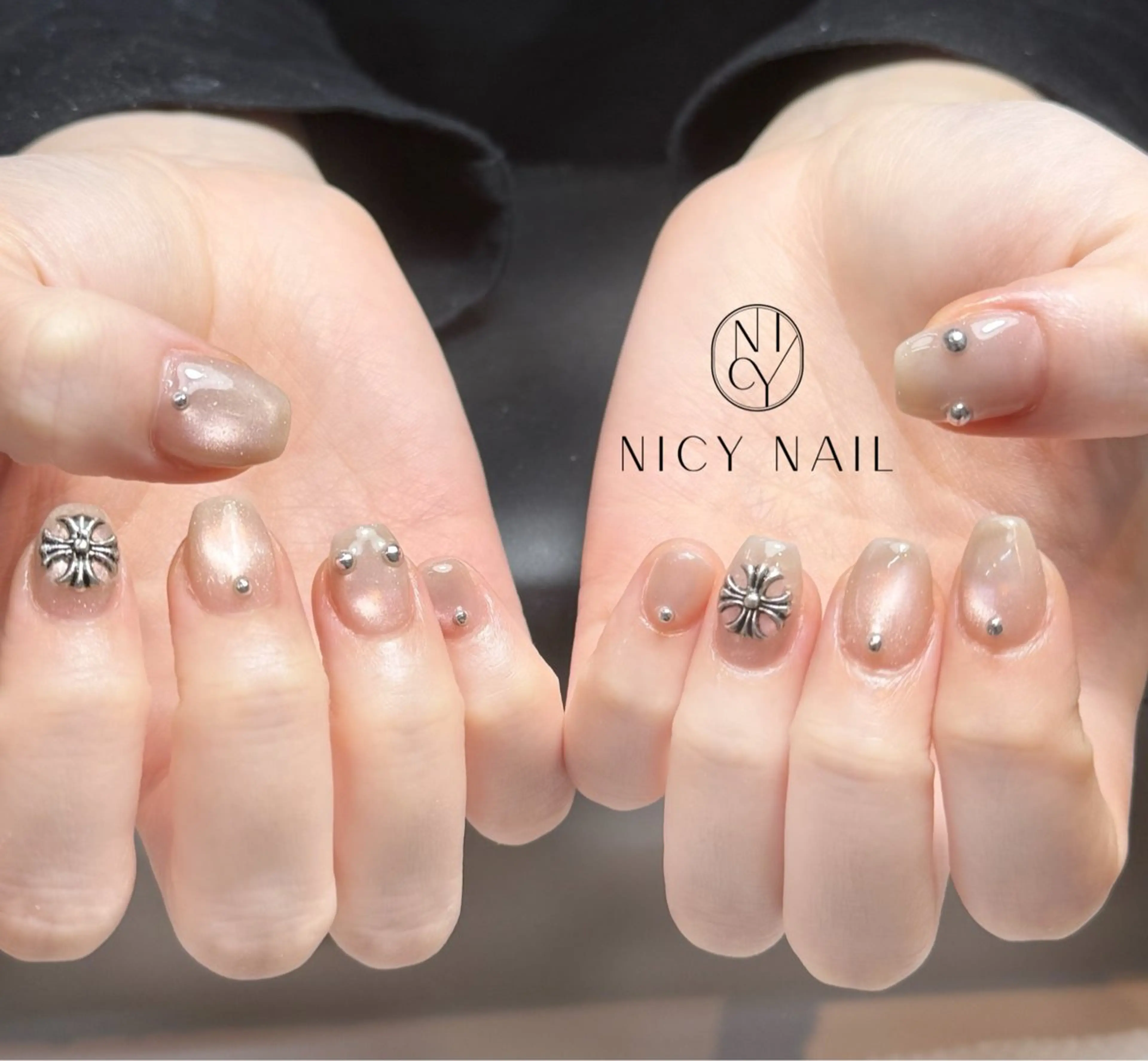 ネイル アートネイル オーロラネイル ブルー チークネイル フットネイル ハンドネイル Anna_ Nicy Nailのネイルデザイン