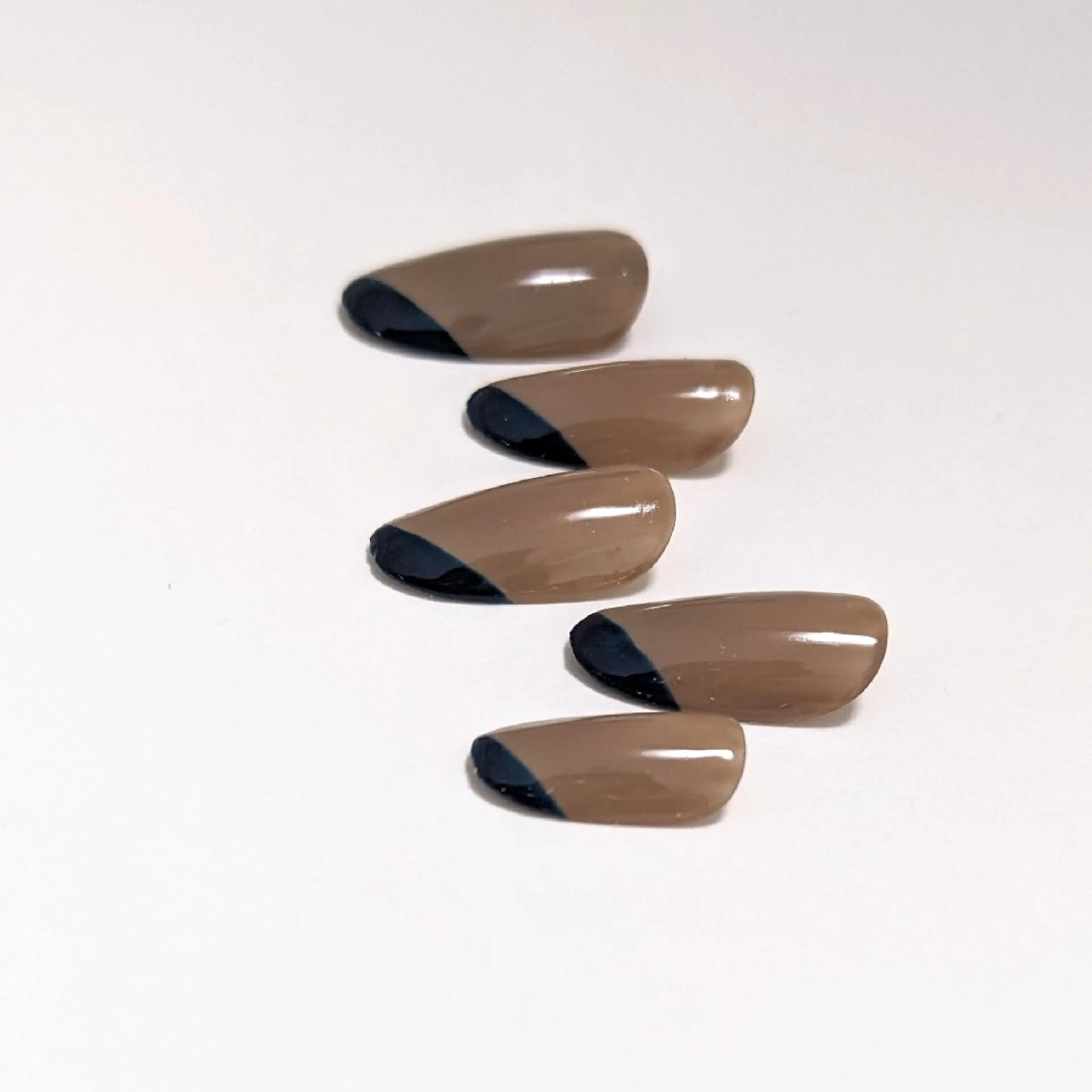 ネイル ハンドネイル newrandas hitomiのネイルデザイン