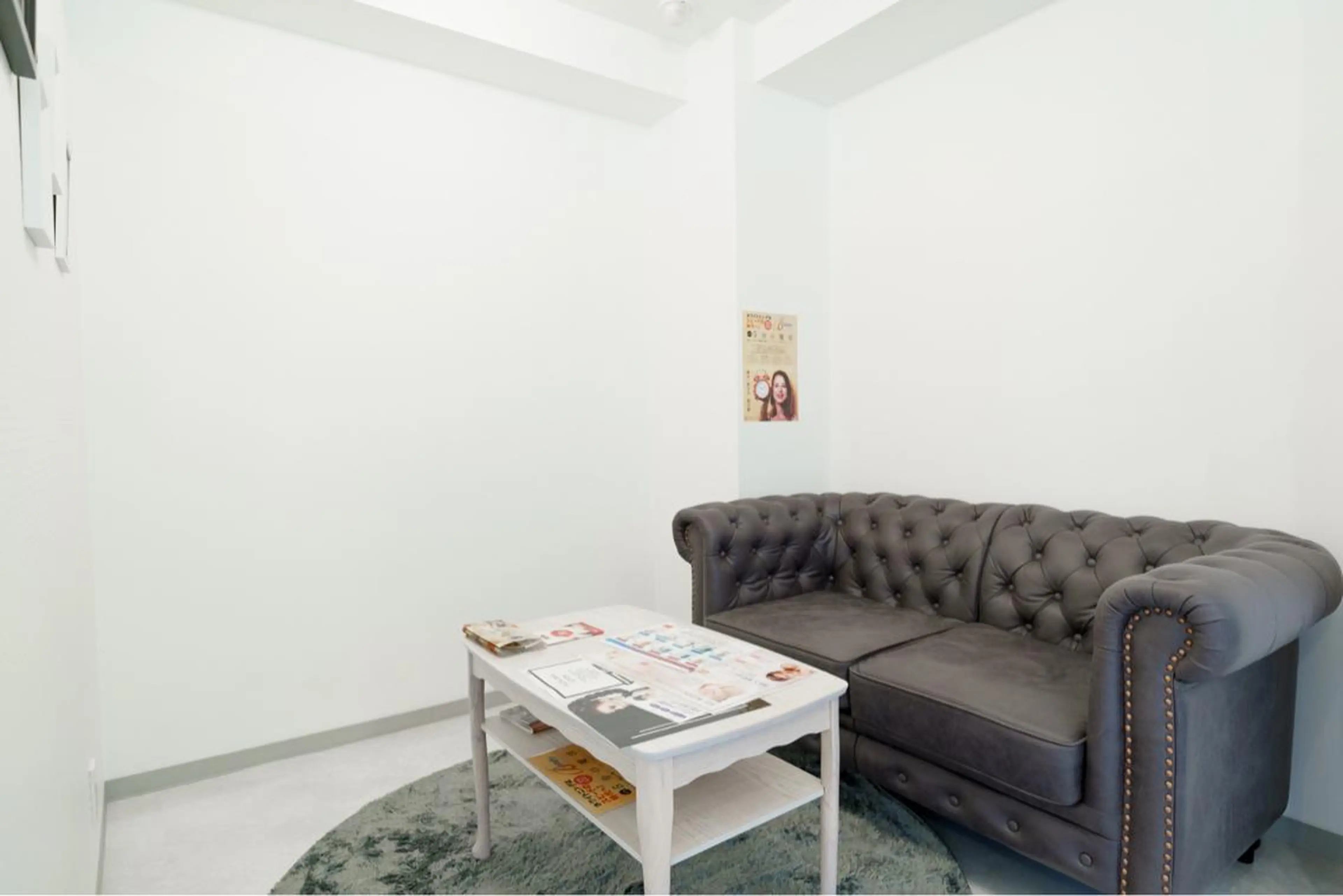 ロング カラー パーマ ヘアアレンジ メンズ キッズ ネイル マツエク・マツパ Knine所属・Knine 心斎橋店のエステ・リラクイメージ