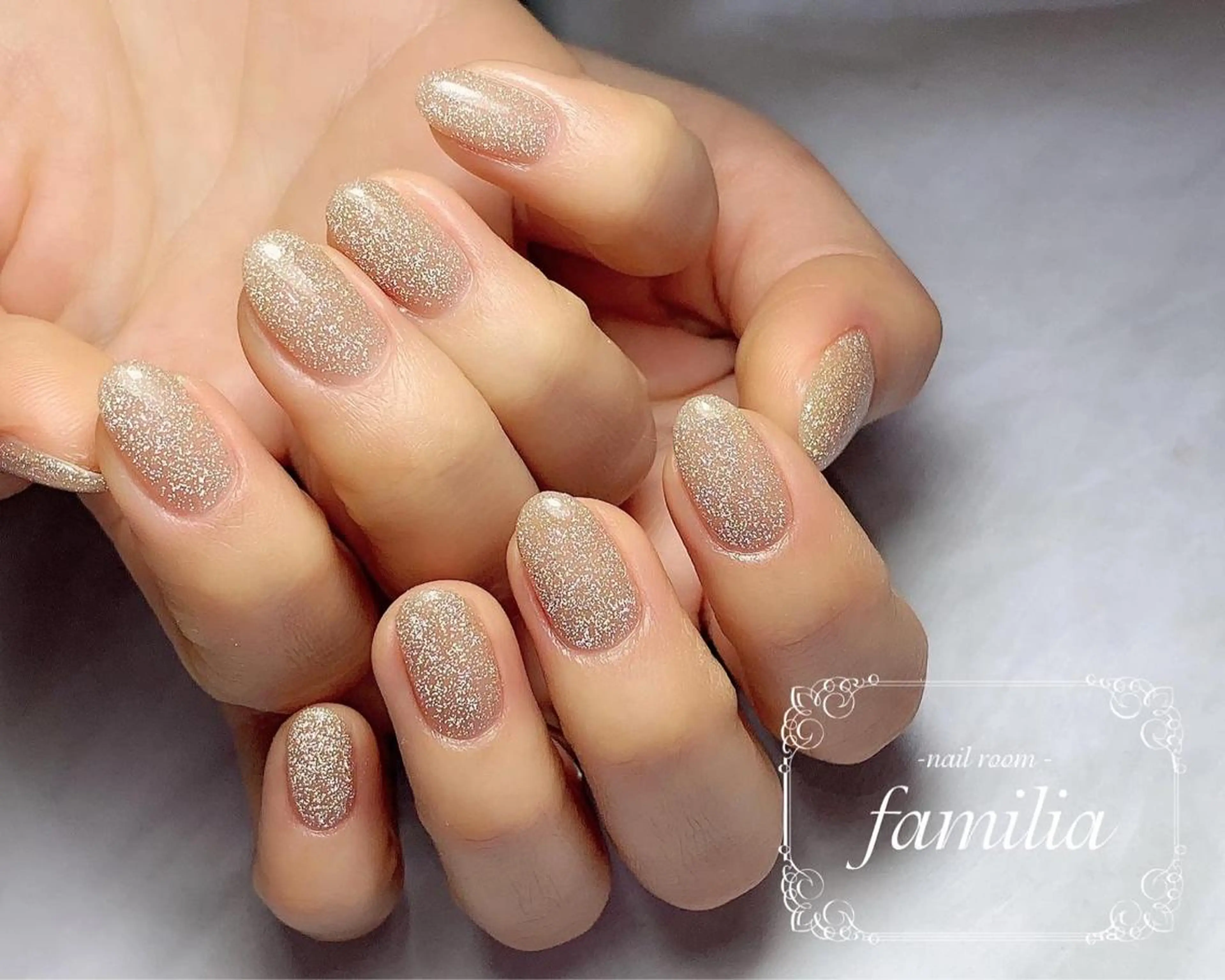 ネイル ハンドネイル -nailroom- familiaのネイルデザイン