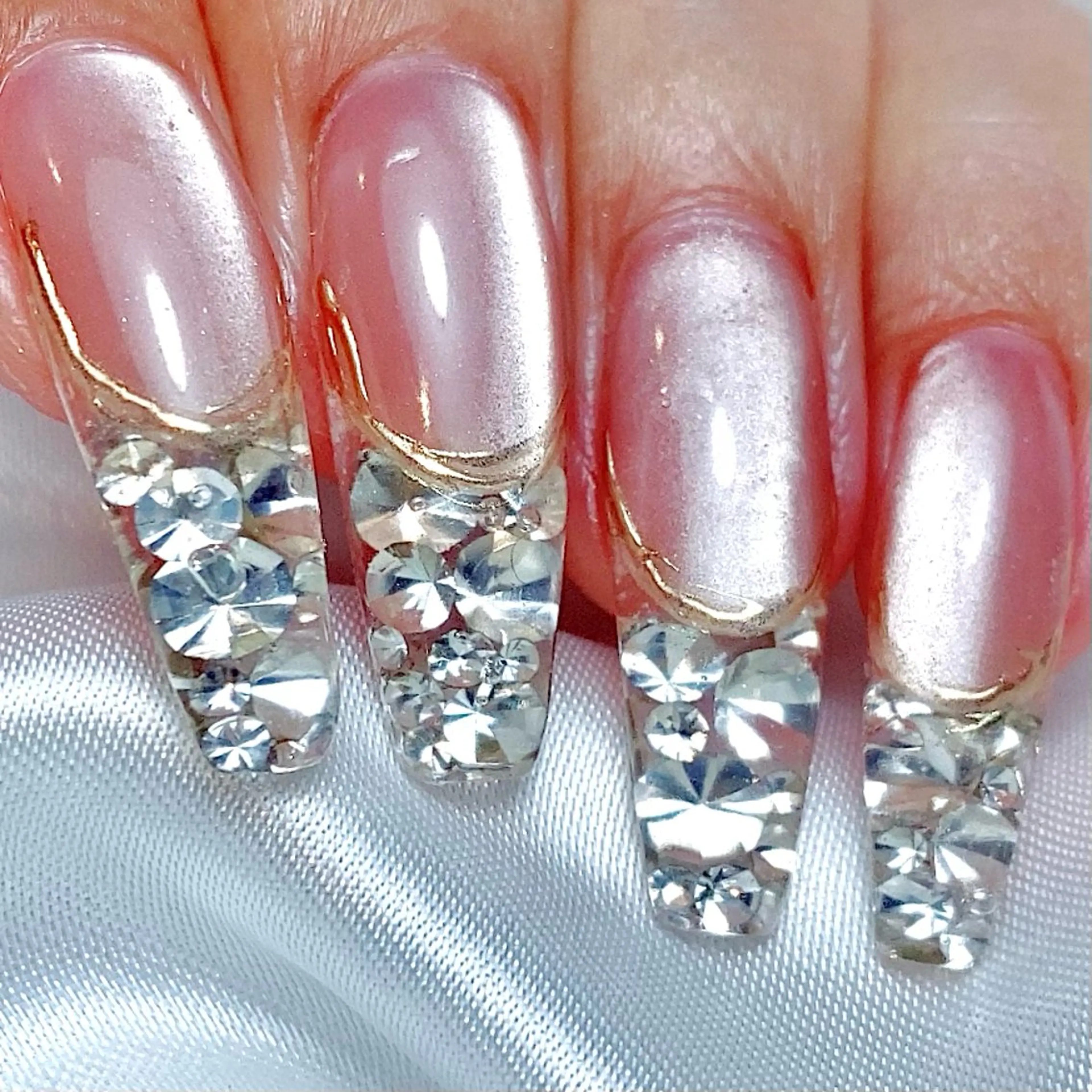 【初回自爪ソフトジェルオフ無料】宝石フレンチ⋆⸜🧡⸝‍⋆長さだし10本込みの写真
