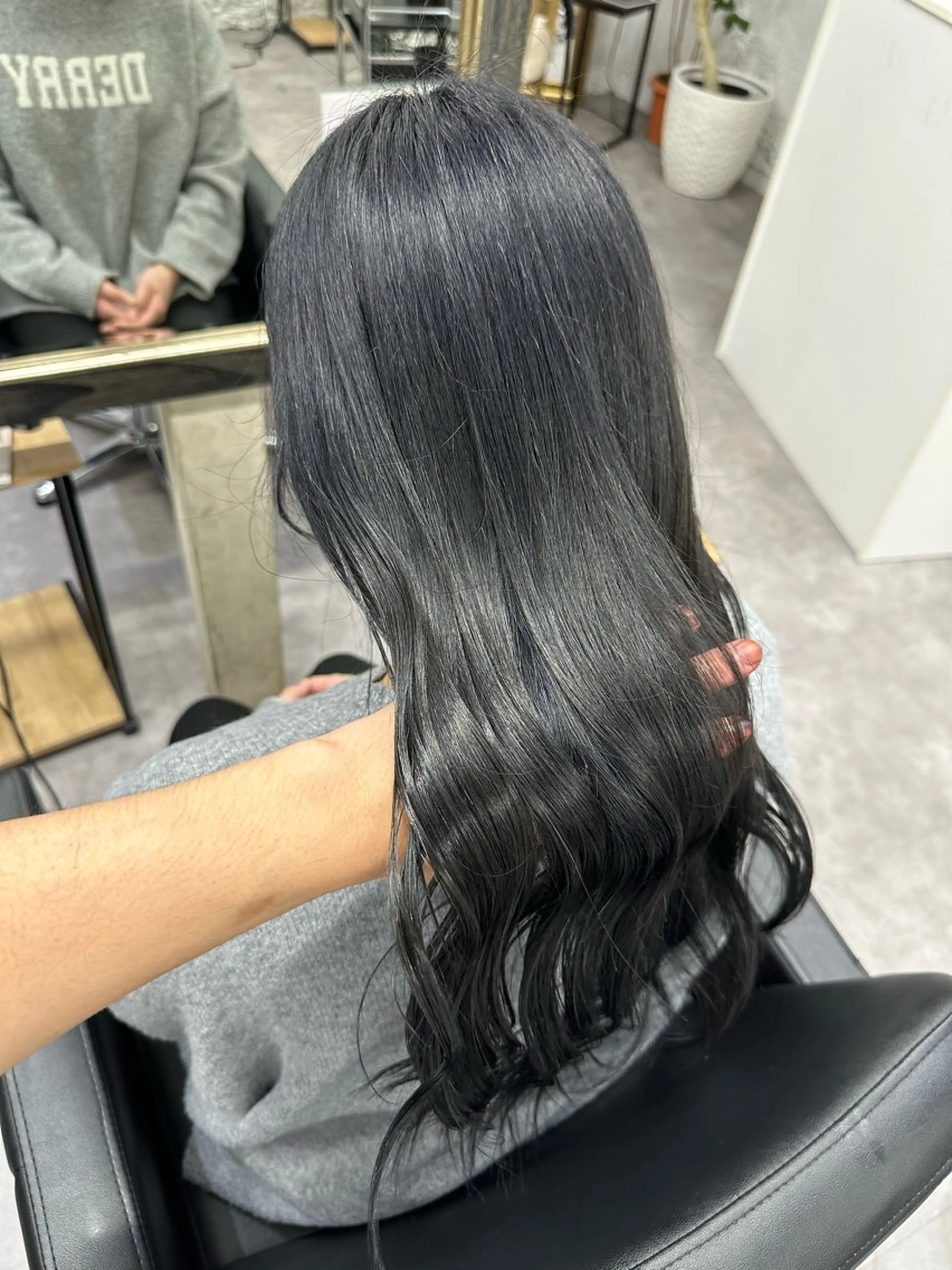 ロング カラー ヘアアレンジ ヘアカラー トリートメント 久米 治仁のヘアスタイル