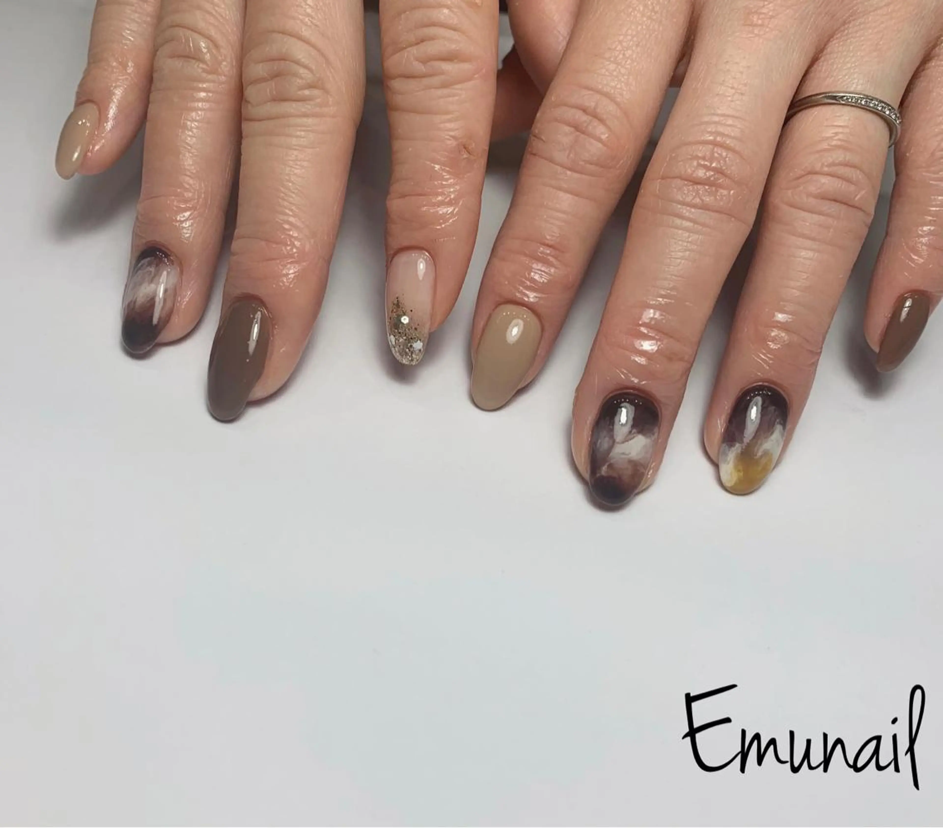 ネイル ハンドネイル Emu Nailのネイルデザイン