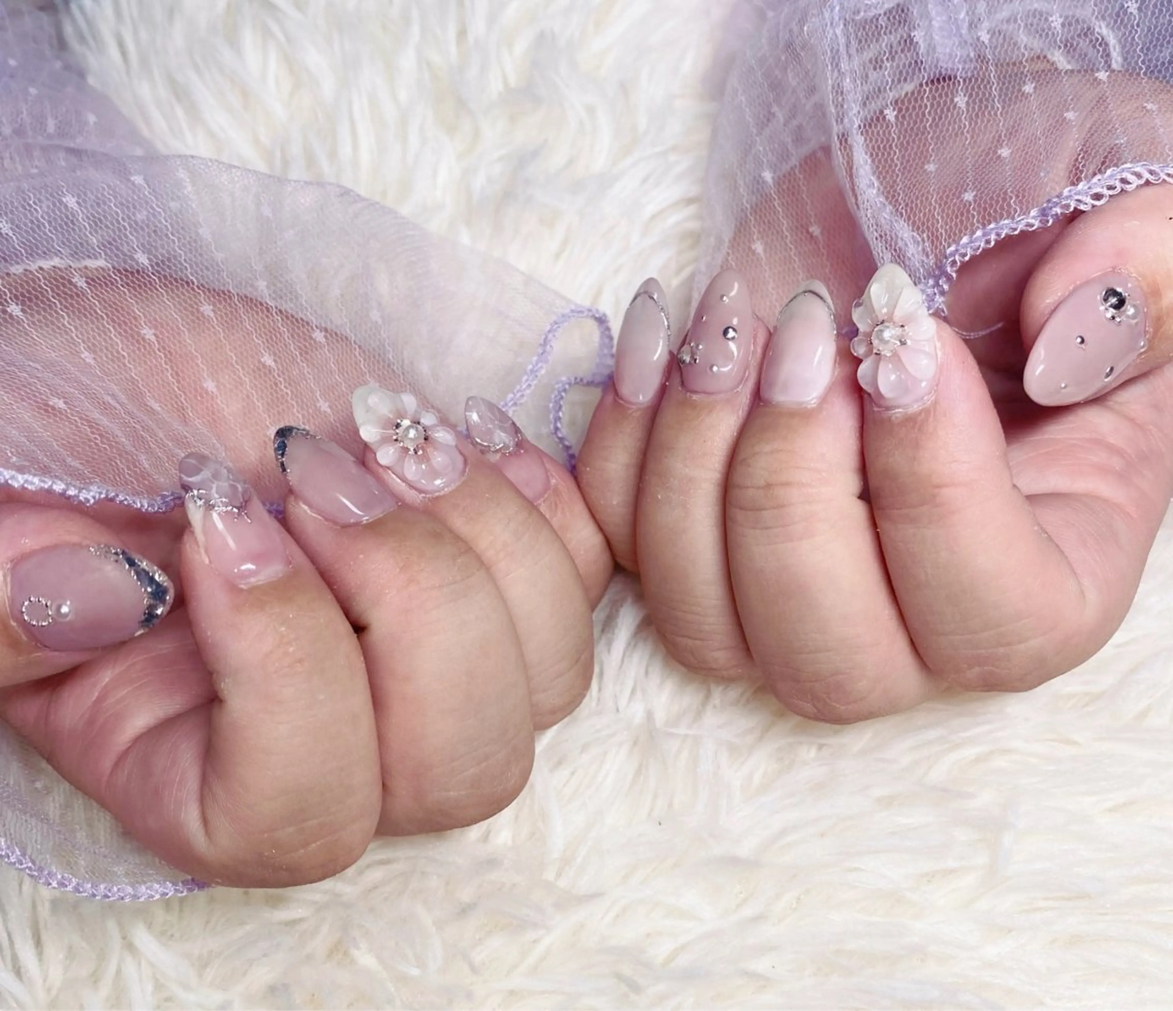 ネイル フラワーネイル スカルプネイル nail salon Ecrin所属・前島 稀歩のネイルデザイン