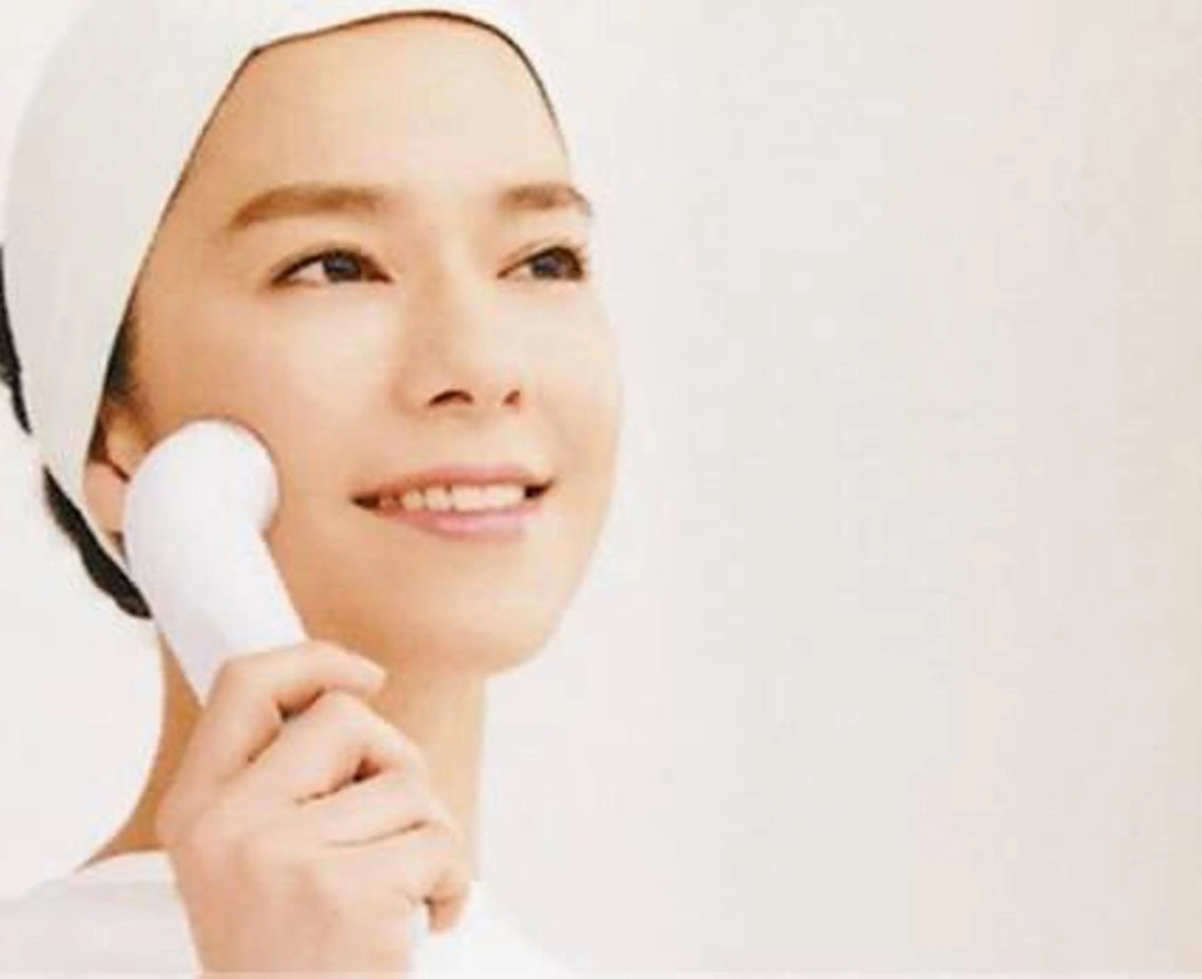 小顔エステ✨〈ベッド〉の写真