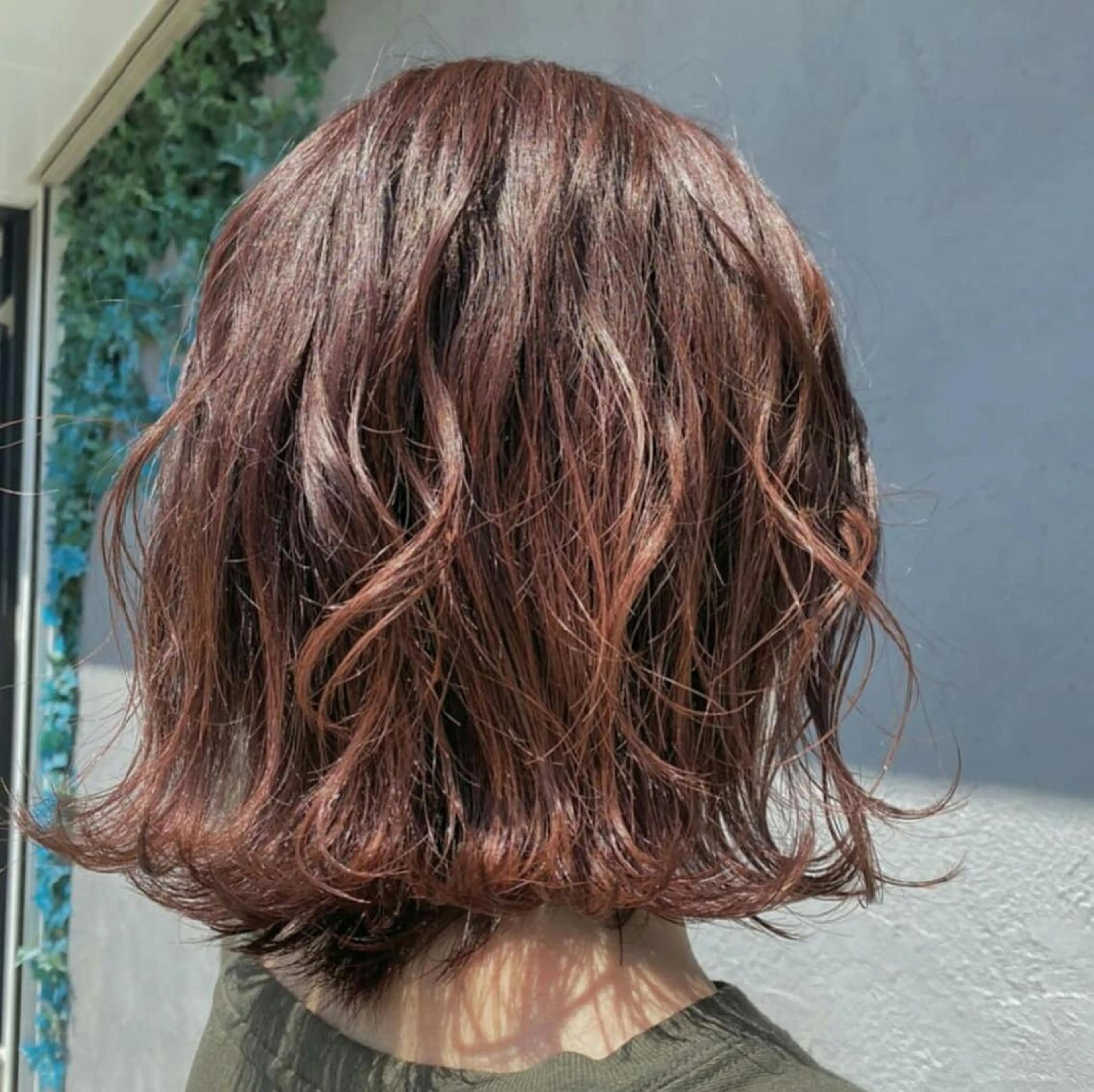 ミディアム カラー ブリーチ ブラウンカラー 透明感カラー ブリーチなしカラー レッドカラー ブリーチなしWカラー /酸性ストレート河本のヘアスタイル