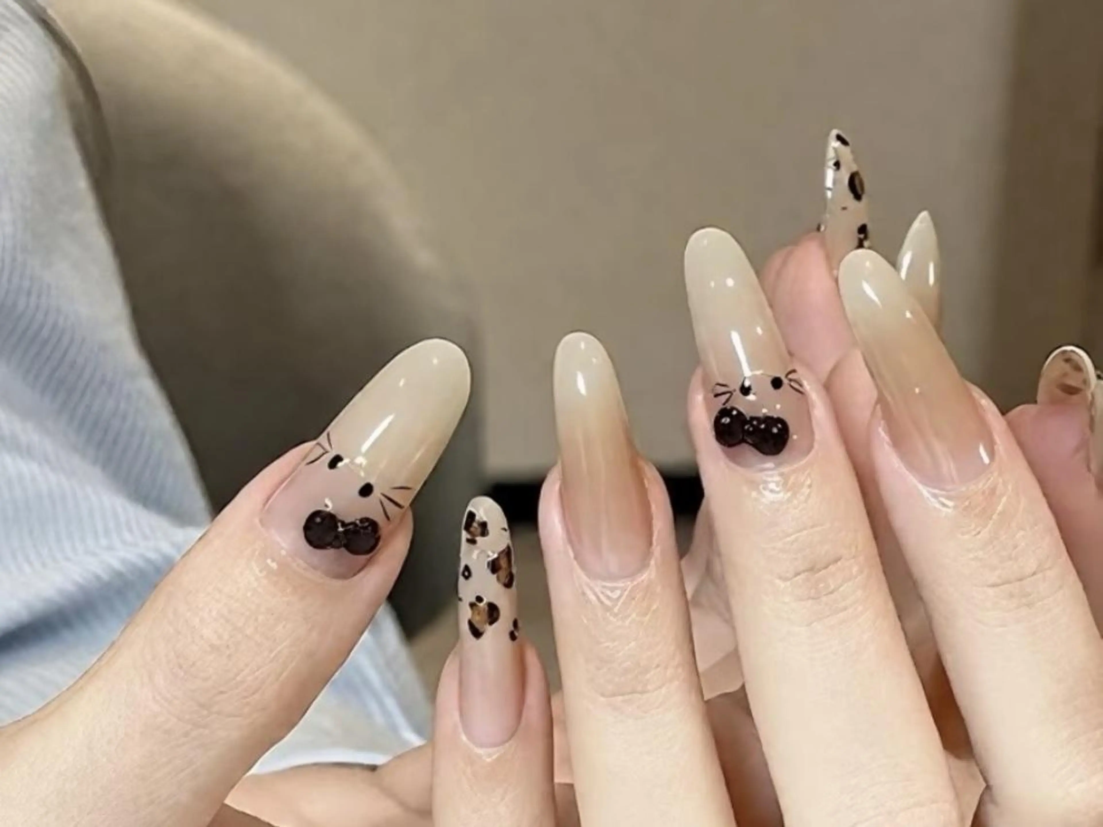 ネイル 長さ出し ジェルネイル 韓国ネイル 持ち込み パラジェル ハンドネイル ハンドケア Hana Bloom Nail💜Akiのネイルデザイン