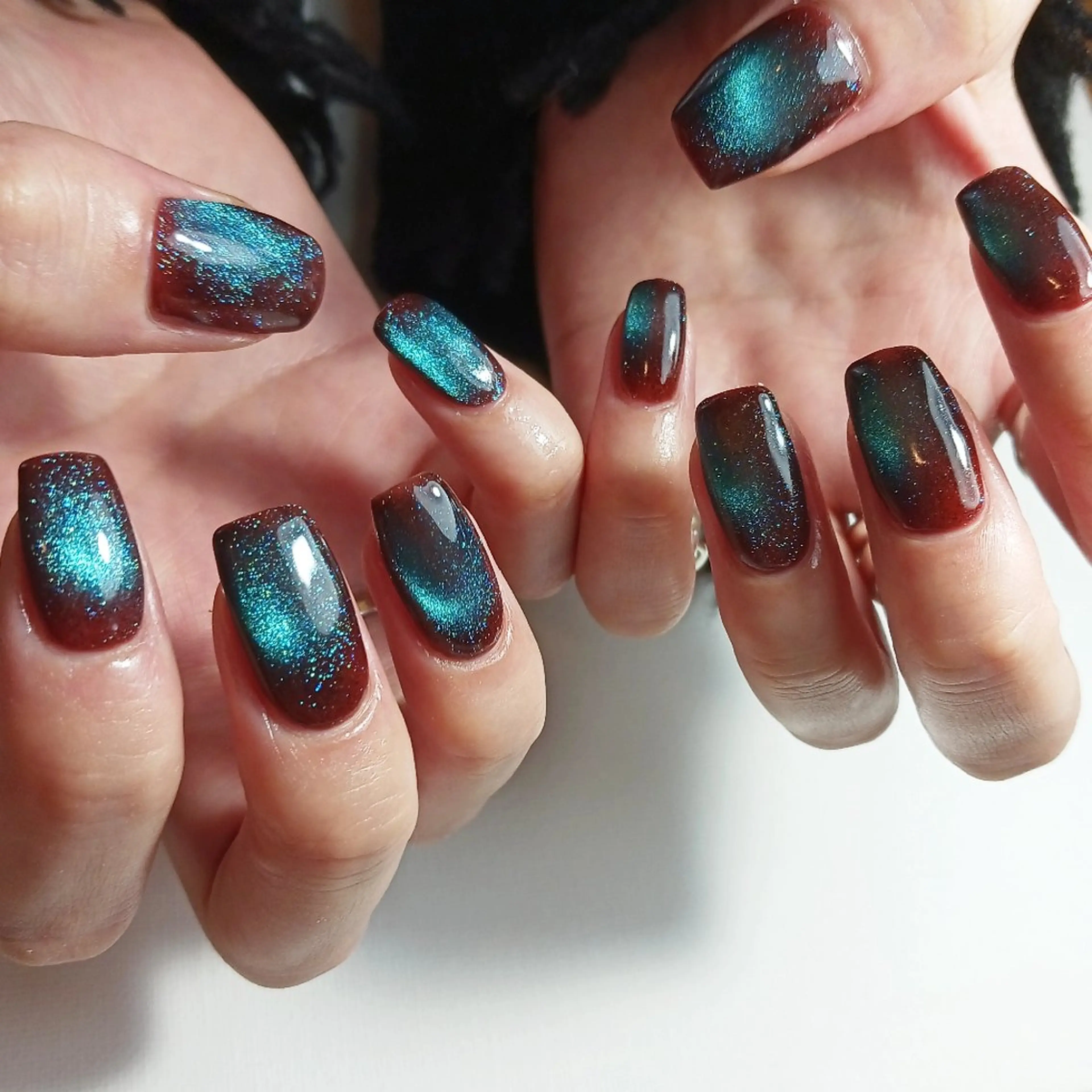 ネイル ボルドー ブラウン ジェルネイル マグネットネイル 持ち込み ハンドネイル owlnail /持込みデザイン専門のネイルデザイン