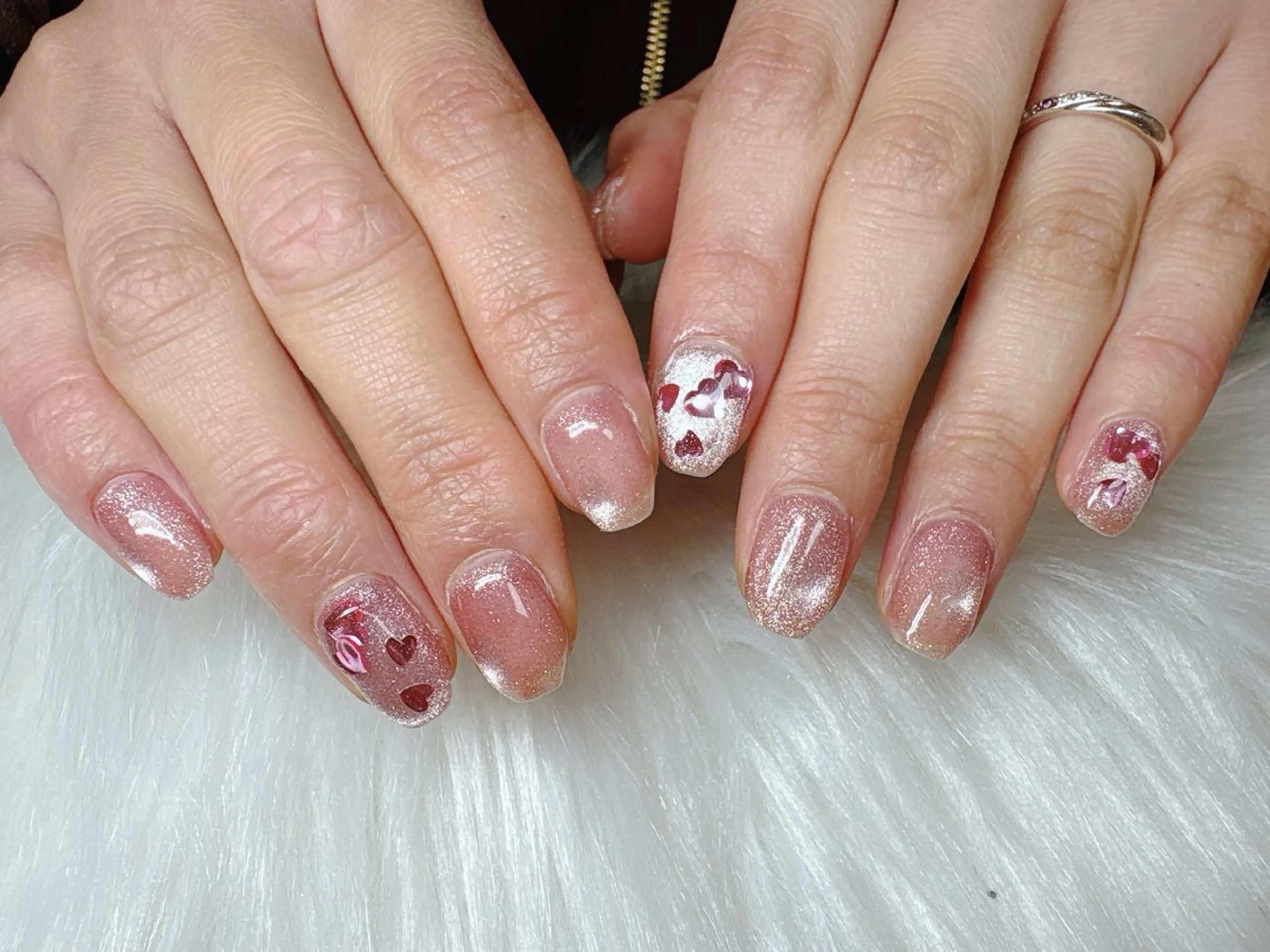 ネイル ECLAT エクラ所属・寺山 千鶴のネイルデザイン