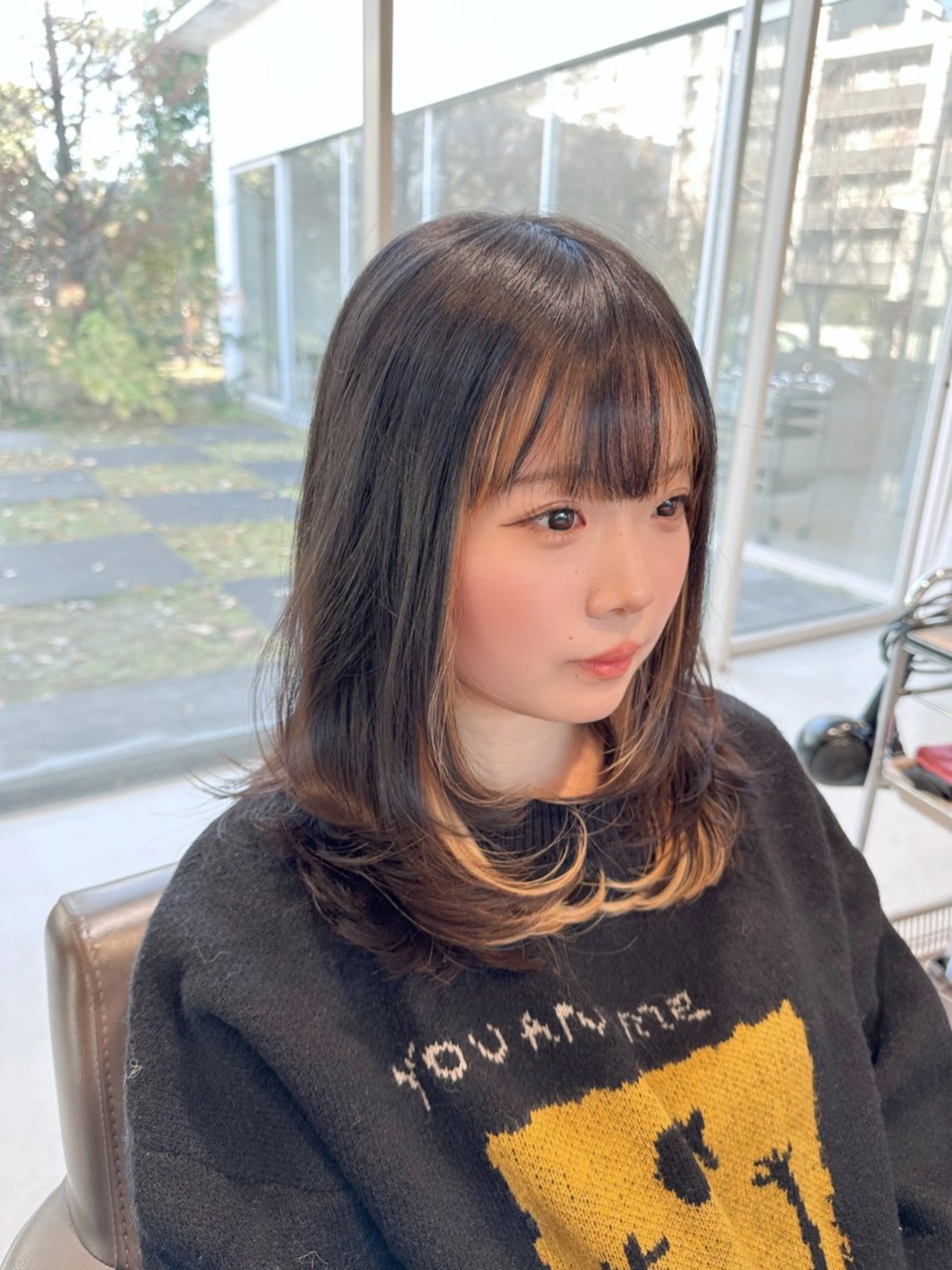 ミディアム カラー 顔周りカット レイヤーカット 韓国風ﾊﾟｰﾏ❁﻿ fu-ka❁艶ｶﾗｰのヘアスタイル