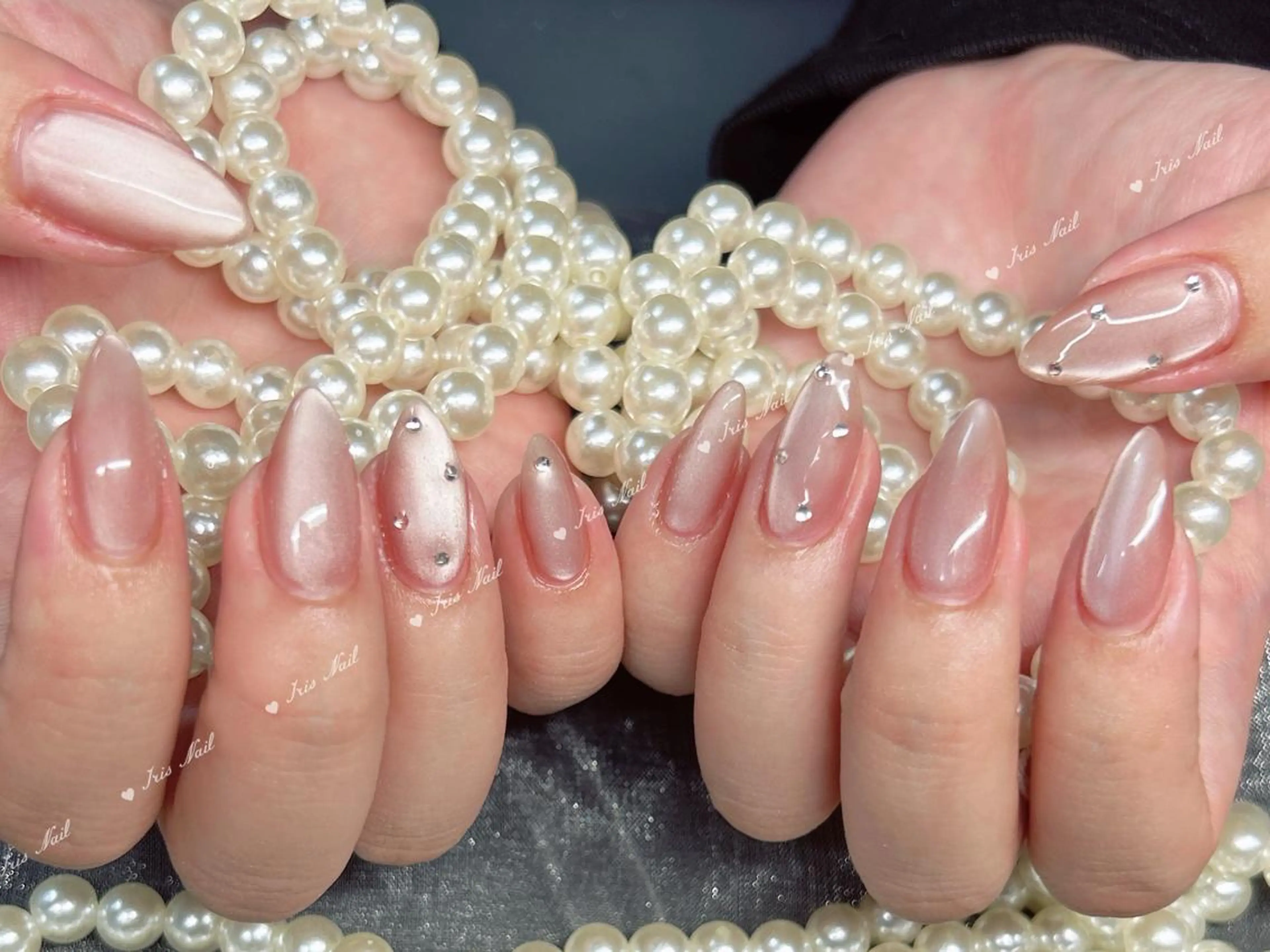 ネイル マグネットネイル ストーンネイル ハンドネイル IRIS NAIL大塚のネイルデザイン