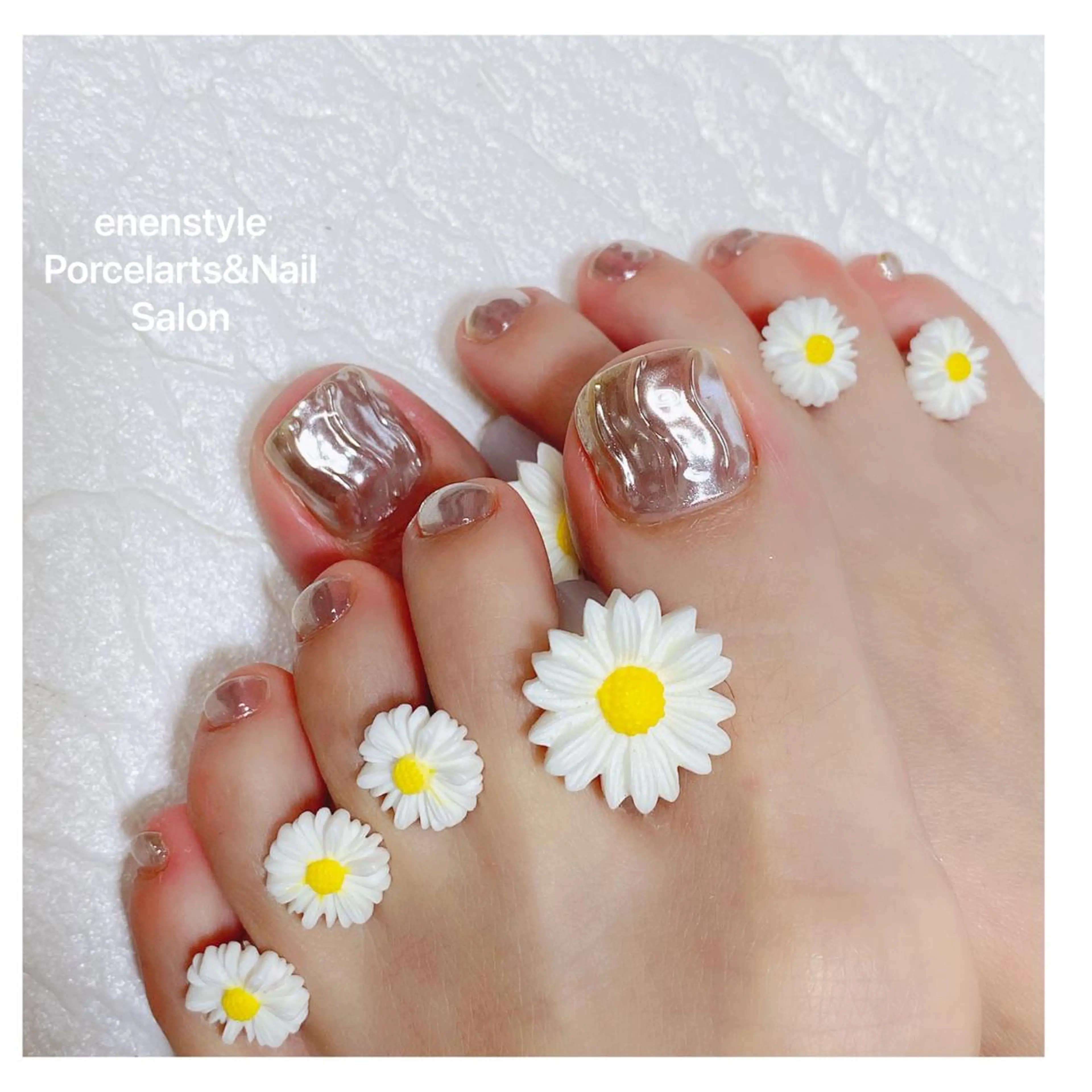 ショート ネイル ハンドネイル フットネイル 👑enen style👑のネイルデザイン