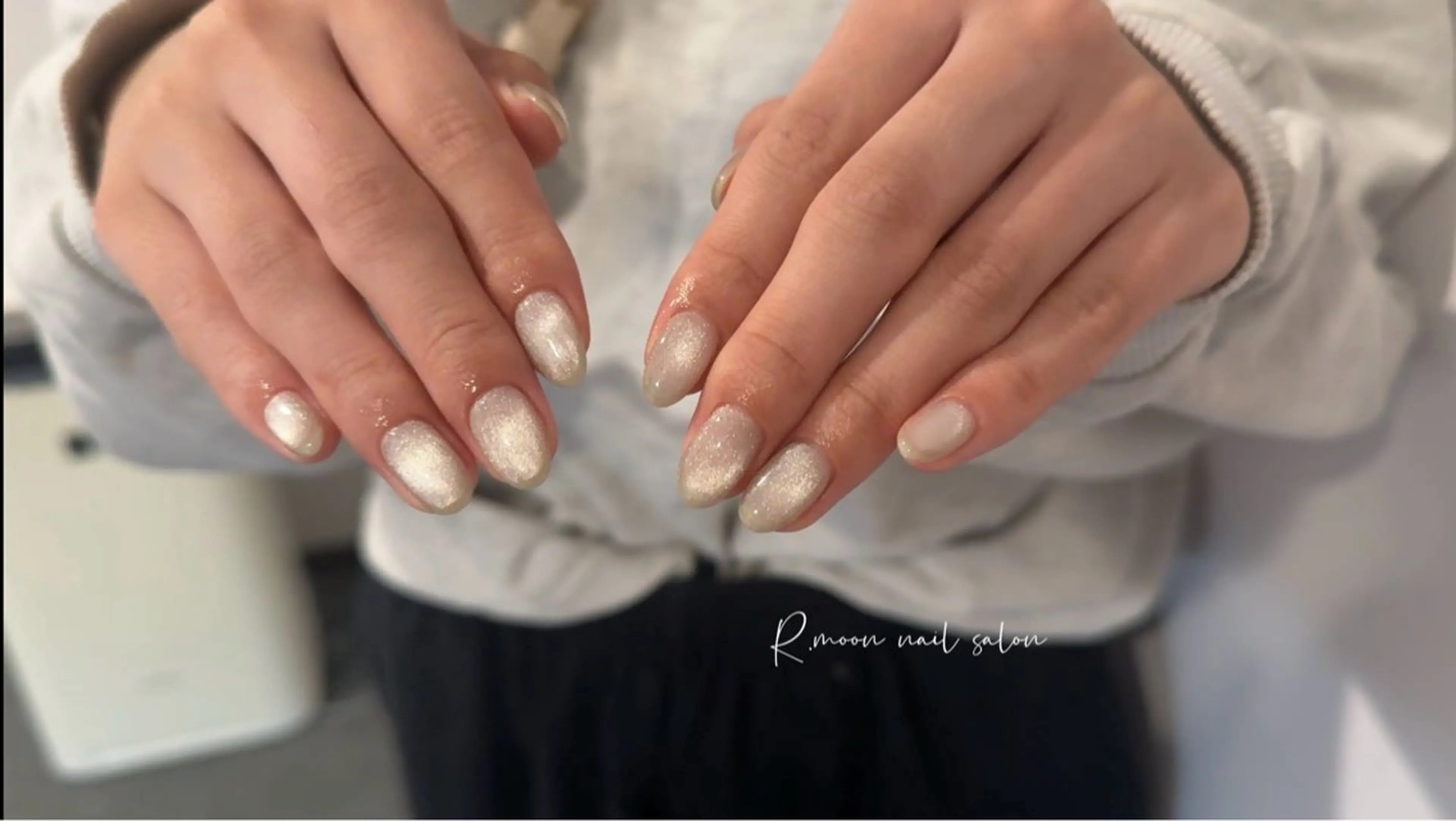 ネイル キラキラネイル マグネットネイル R.moon nail salonのネイルデザイン