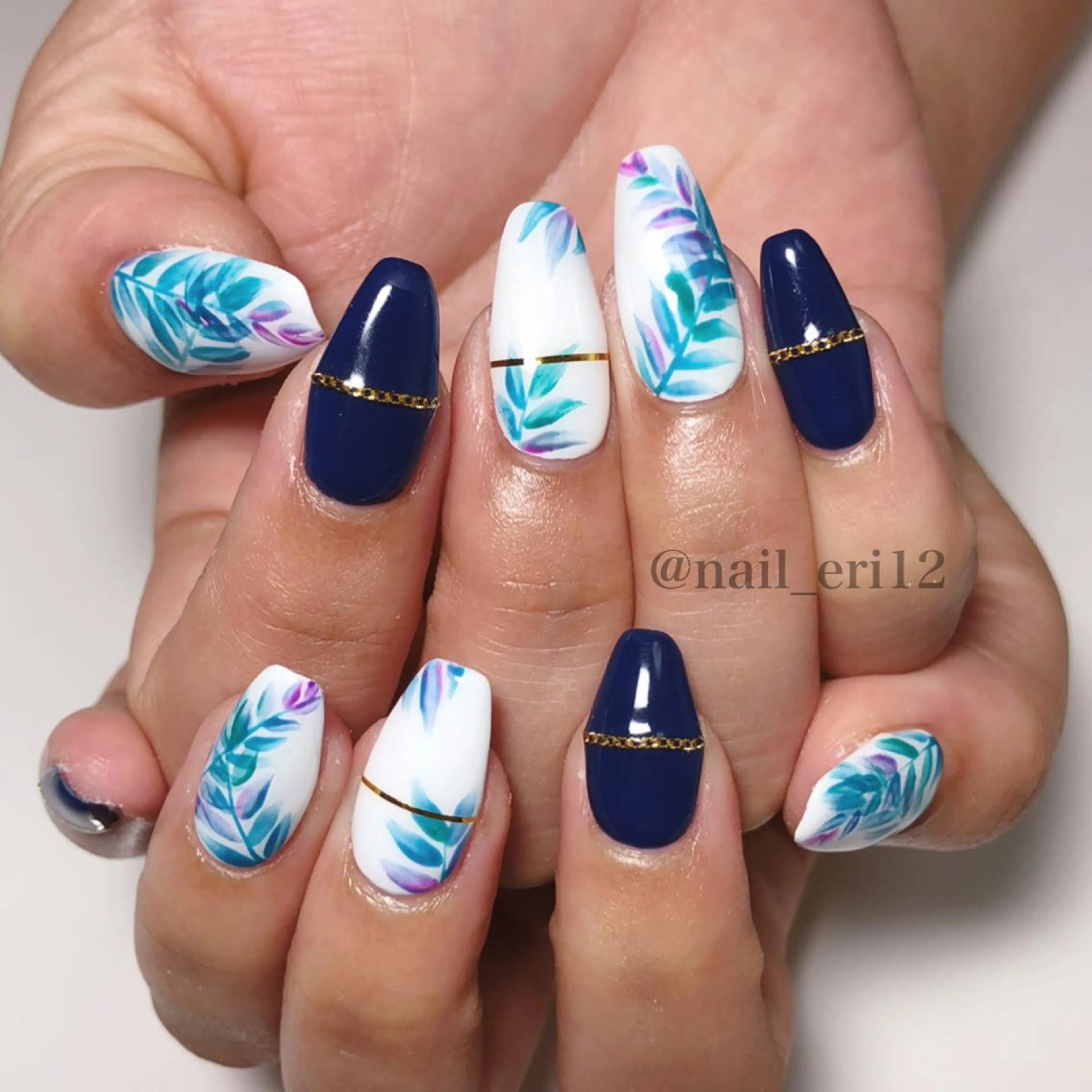 ミディアム ネイル nail salon &e eriのネイルデザイン