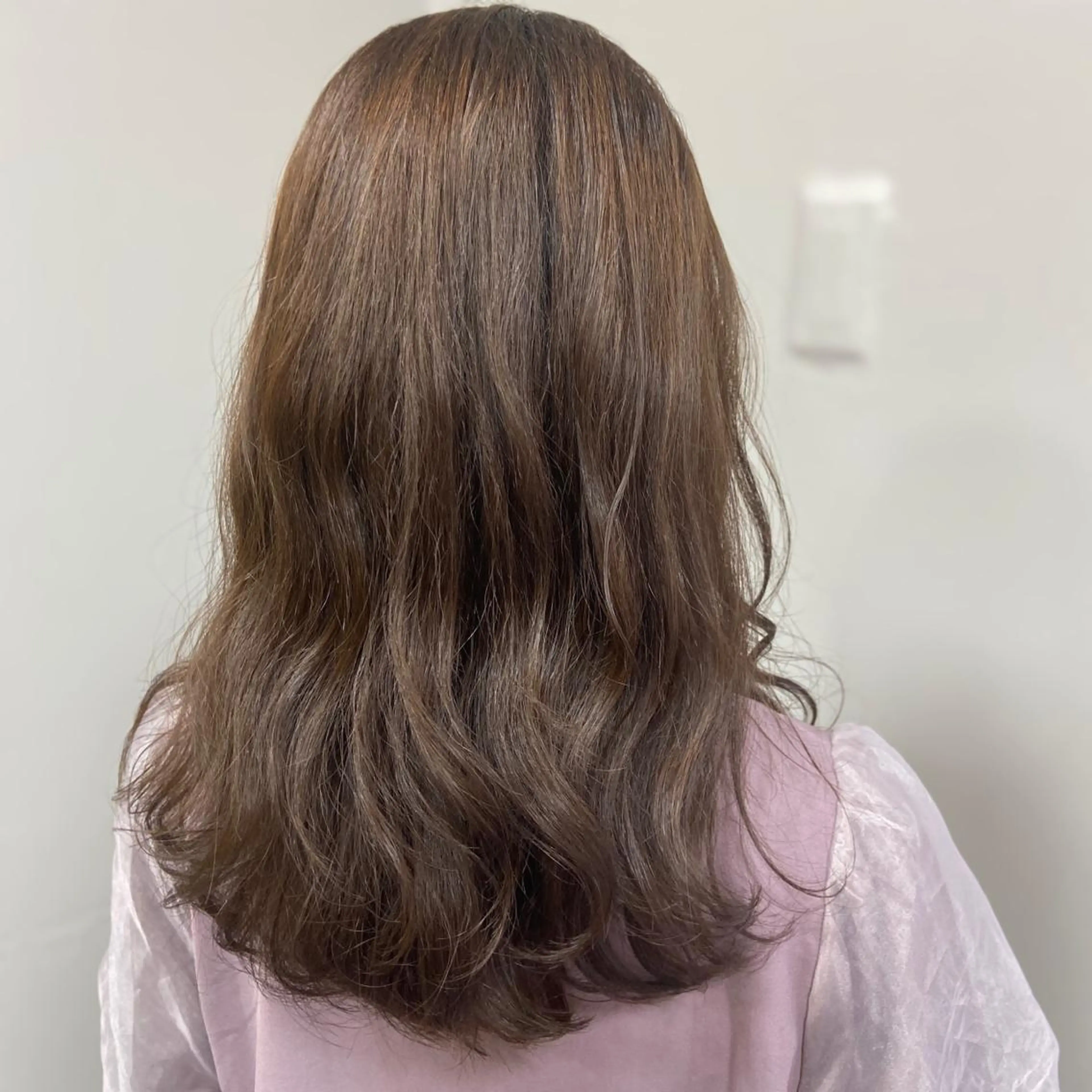 セミロング celeste福岡天神店所属・CELESTE天神 木島智明のヘアスタイル