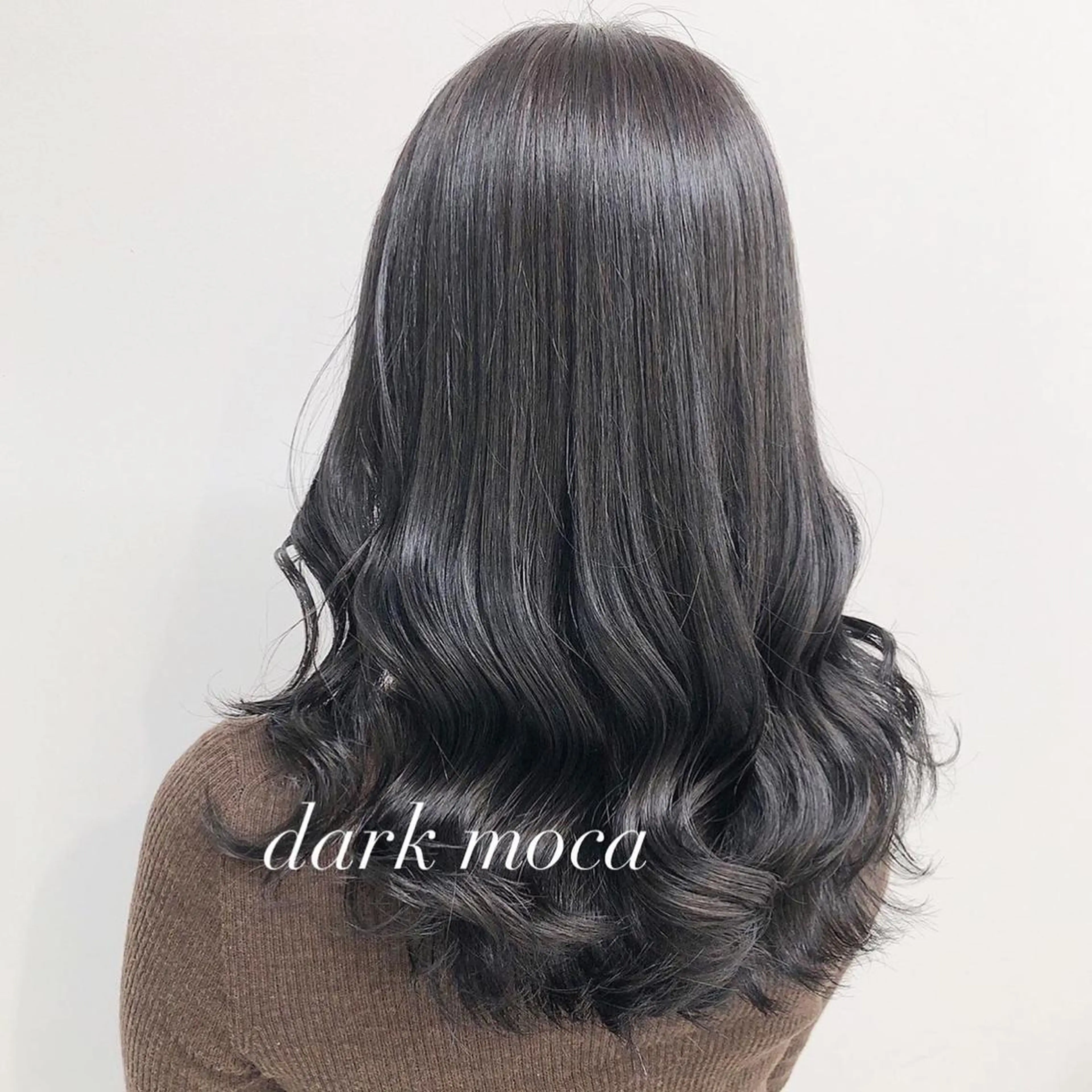 カラー トレンドカラー MAHOのヘアスタイル