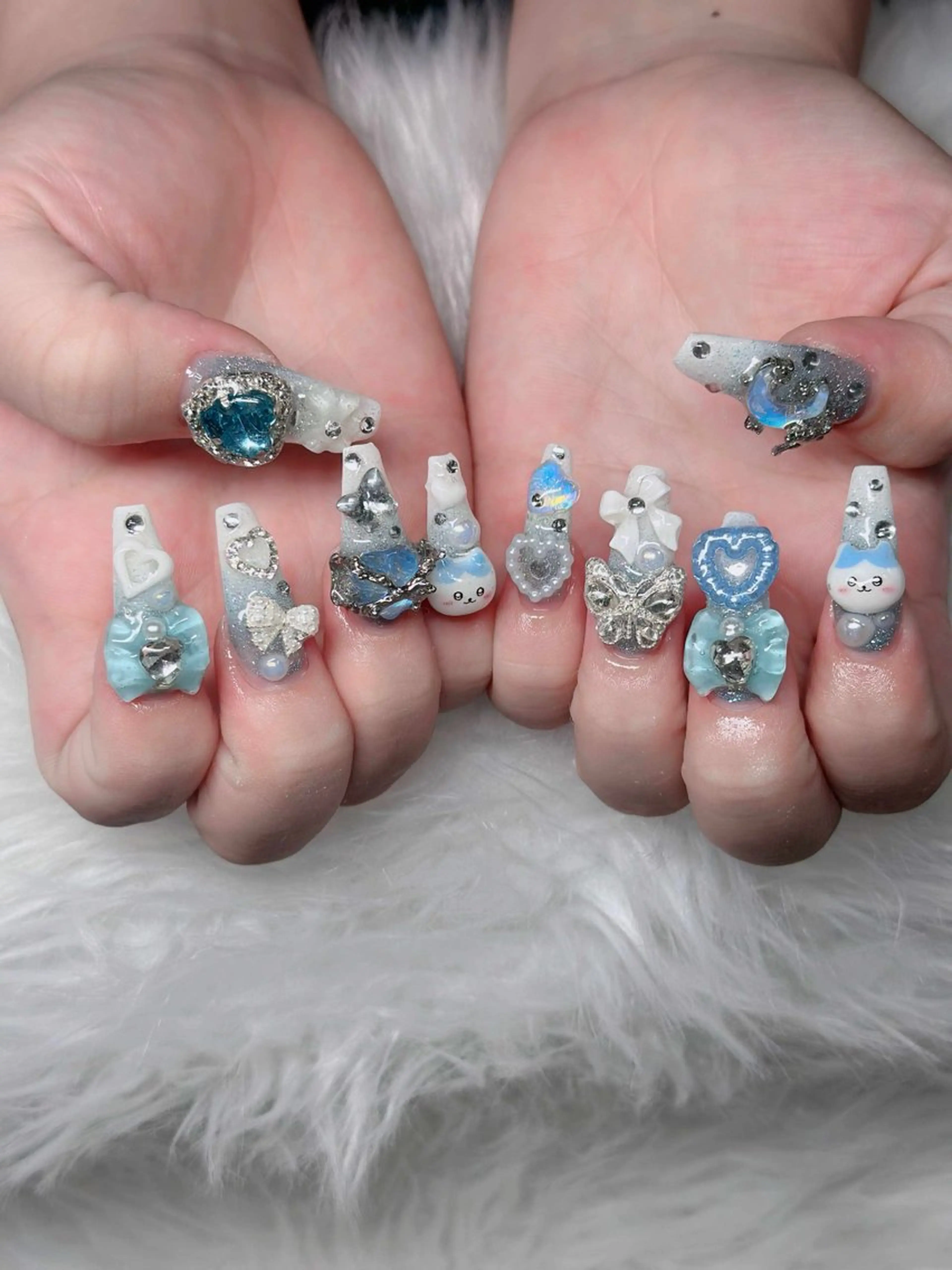 ネイル オーロラネイル フレンチネイル ジェルネイル ハロウィン 韓国ネイル ハンドネイル neco H.babynailのネイルデザイン