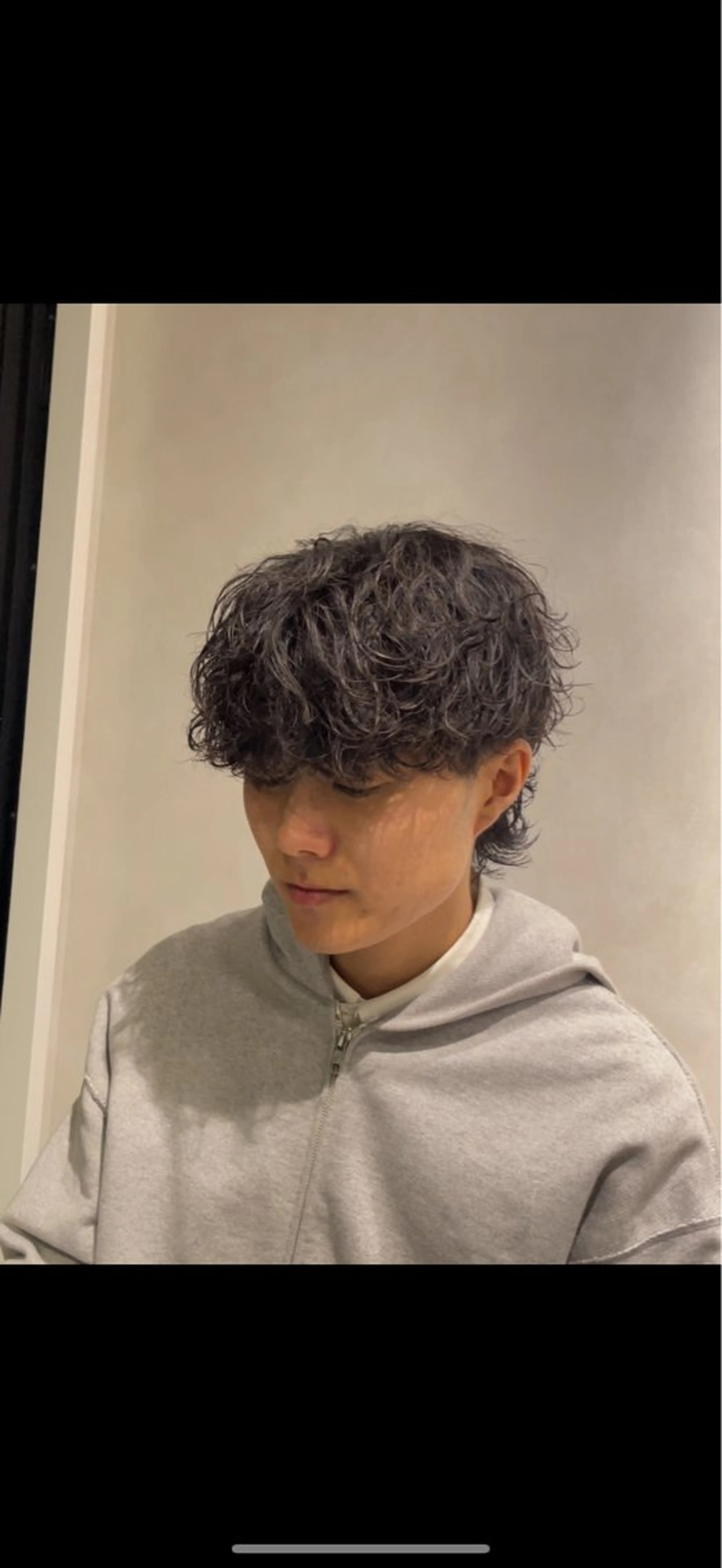 ミディアム パーマ メンズ ミディアムパーマ メンズパーマ カット パーマ メンズパーマ特化 美容師kouyaのヘアスタイル