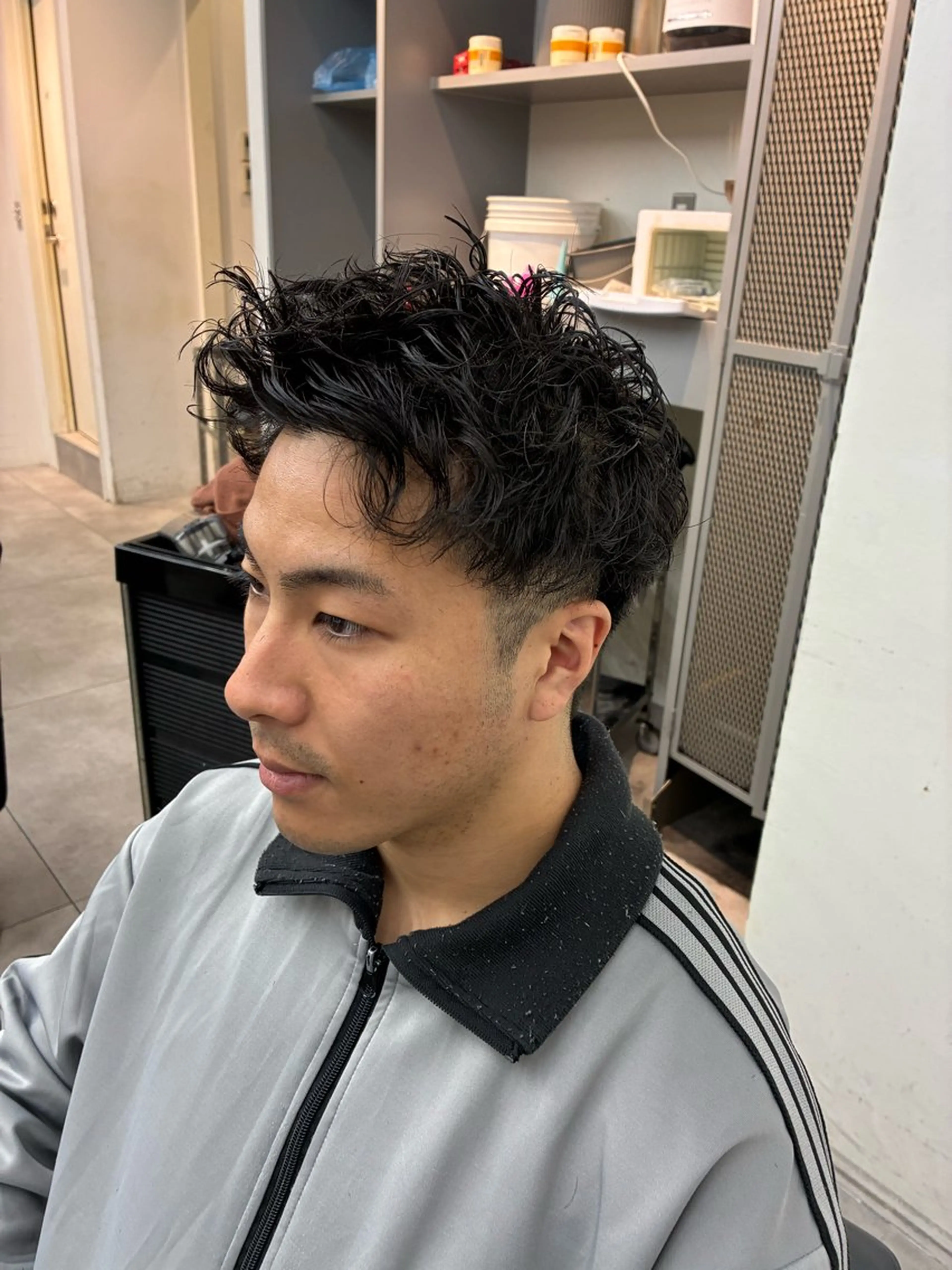パーマ メンズ 川茂 樹也のヘアスタイル