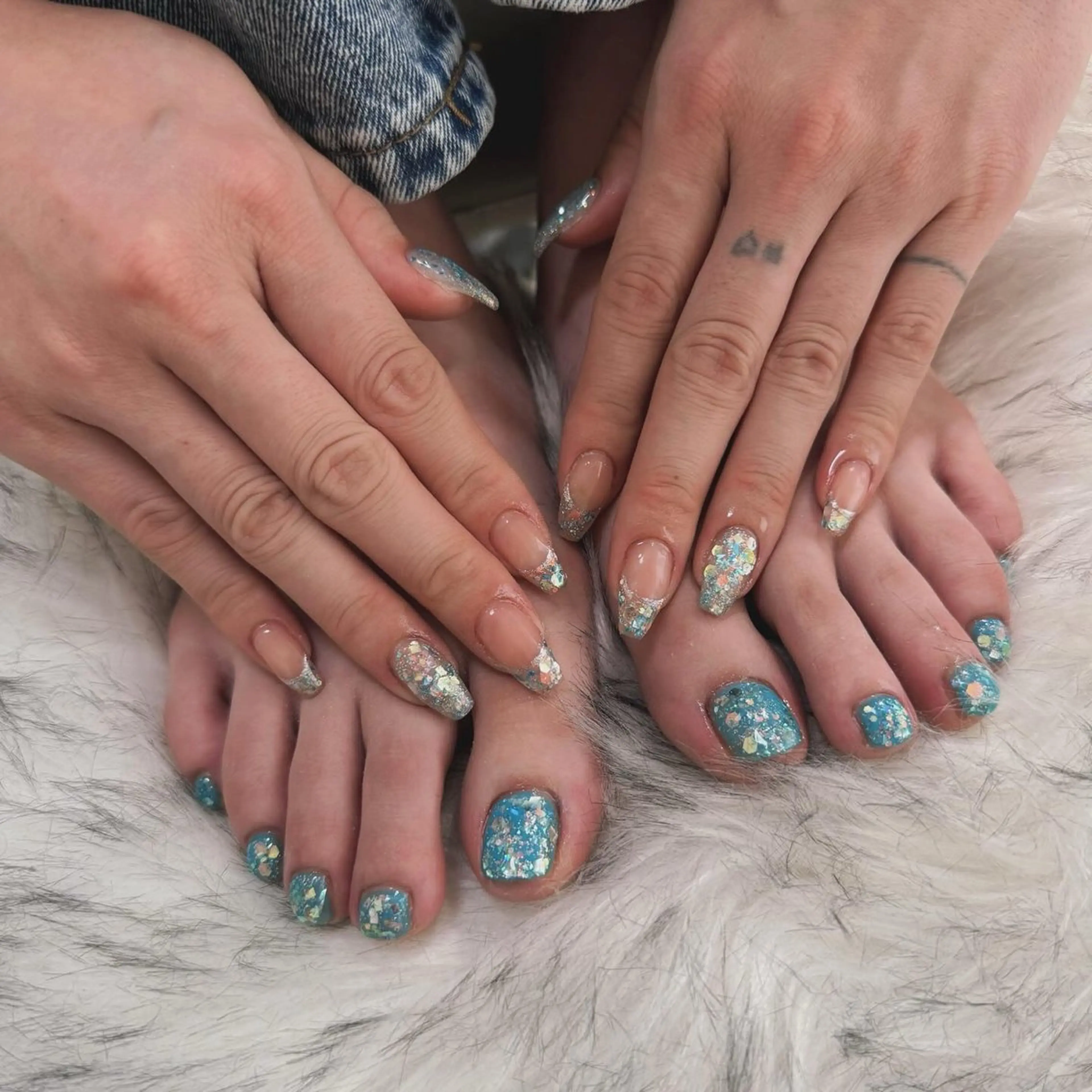 ロング ハンドネイル フットネイル mao .のネイルデザイン