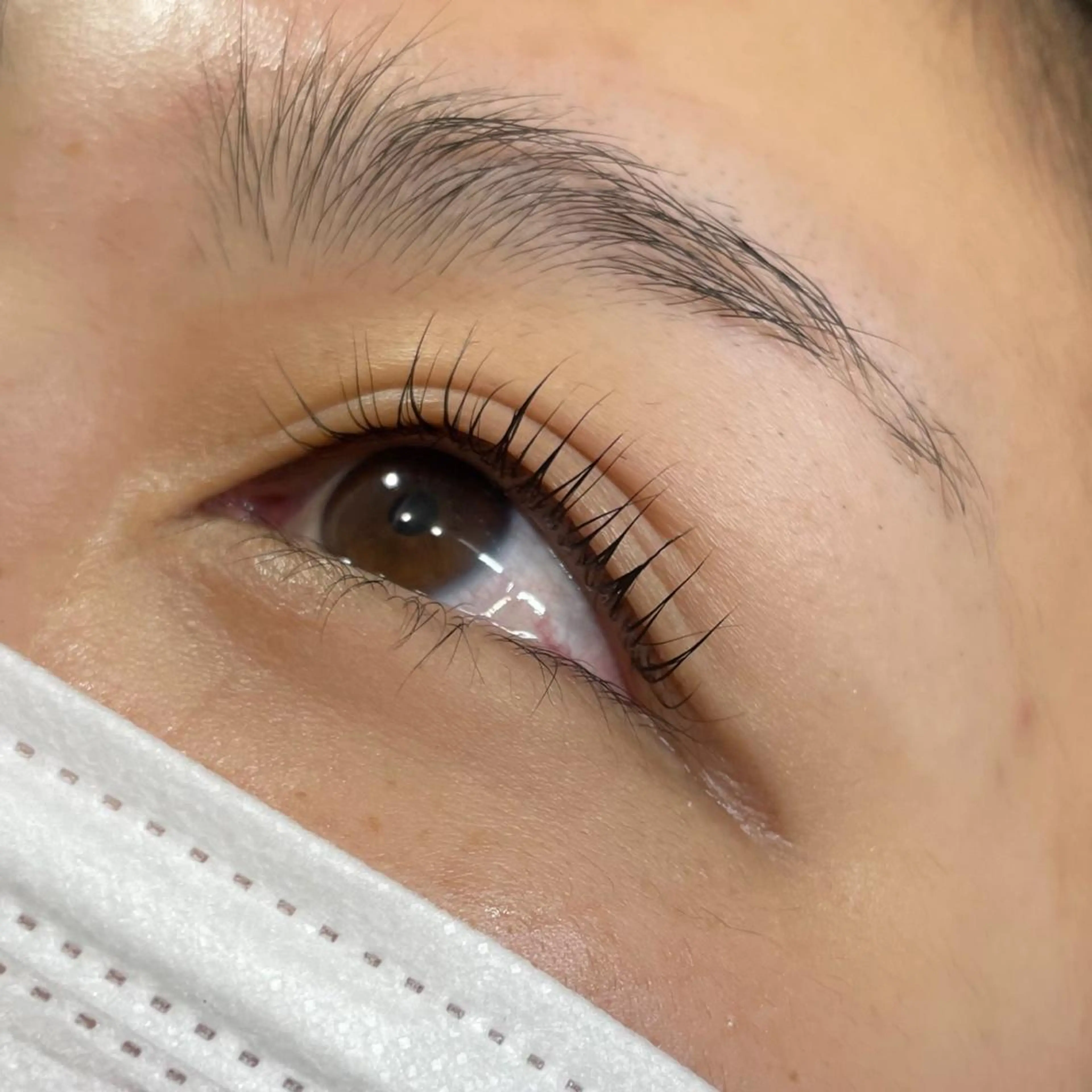 マツエク・マツパ ROW beaute所属・ROW beaute Sakiの眉毛・アイブロウイメージ