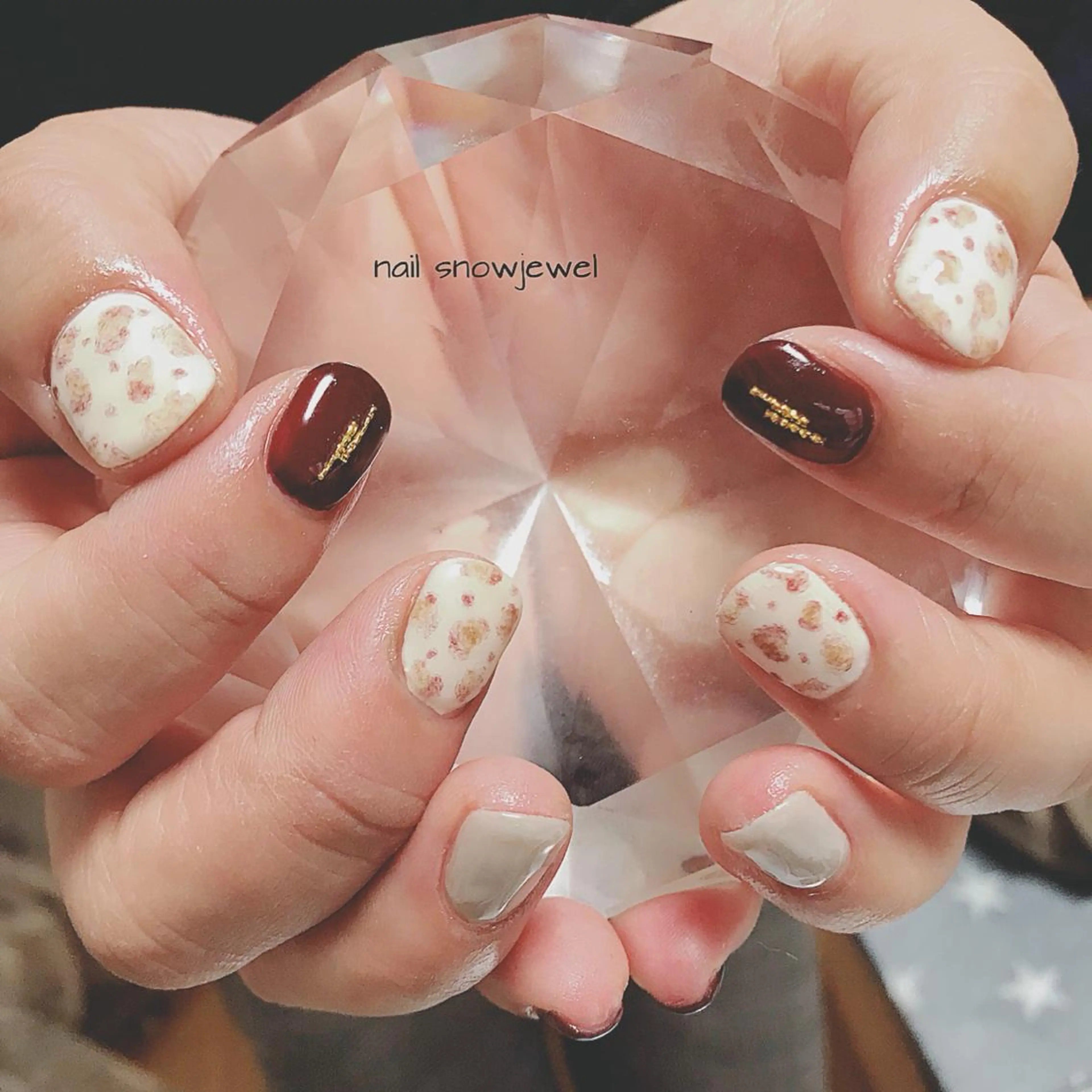 ネイル アニマル柄 nail snowjewelのネイルデザイン