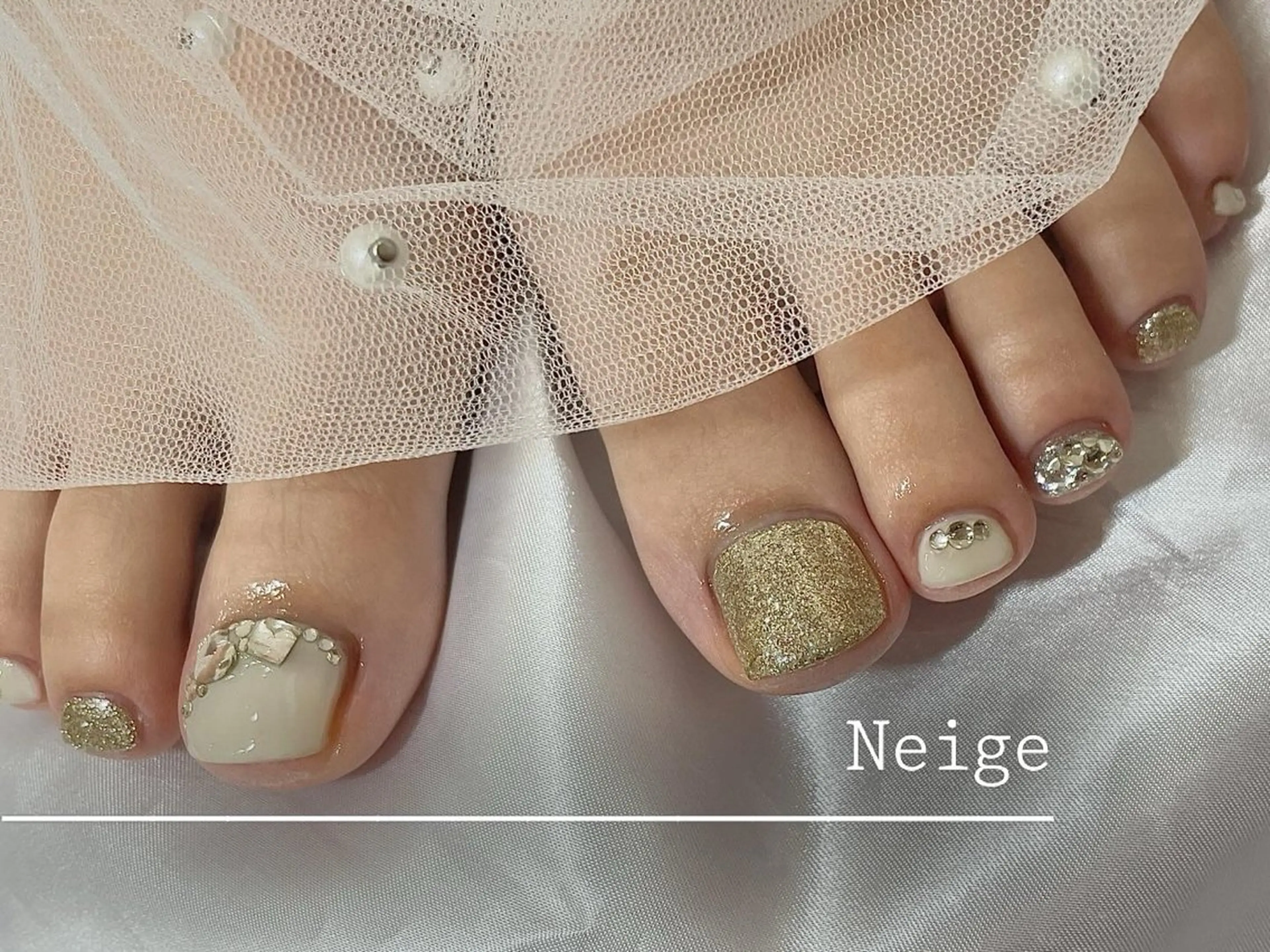 ネイル フットネイル Neige所属・Neige 𓂃 aiのネイルデザイン
